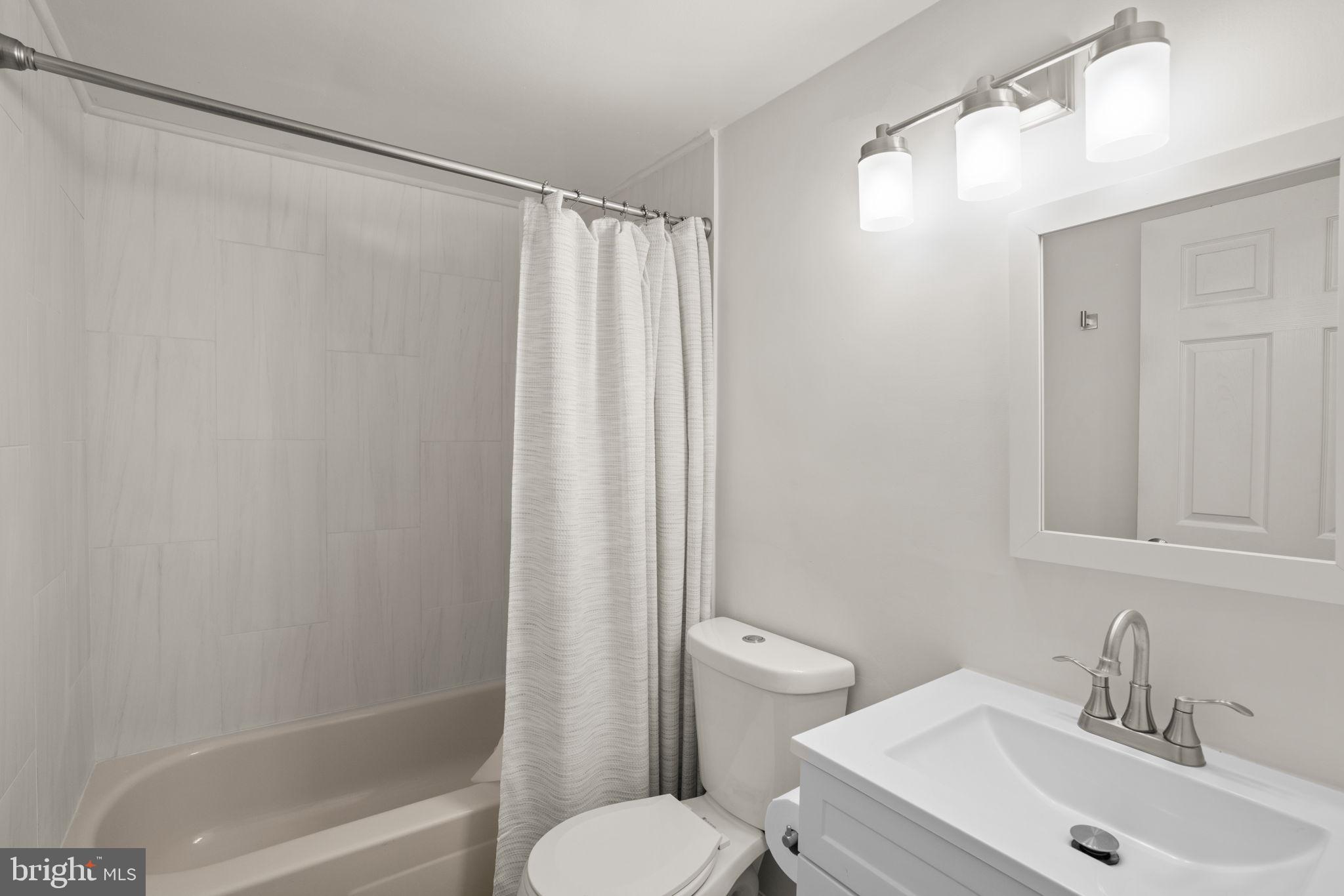 VILLAGE OF WILDE LAKE - Residential