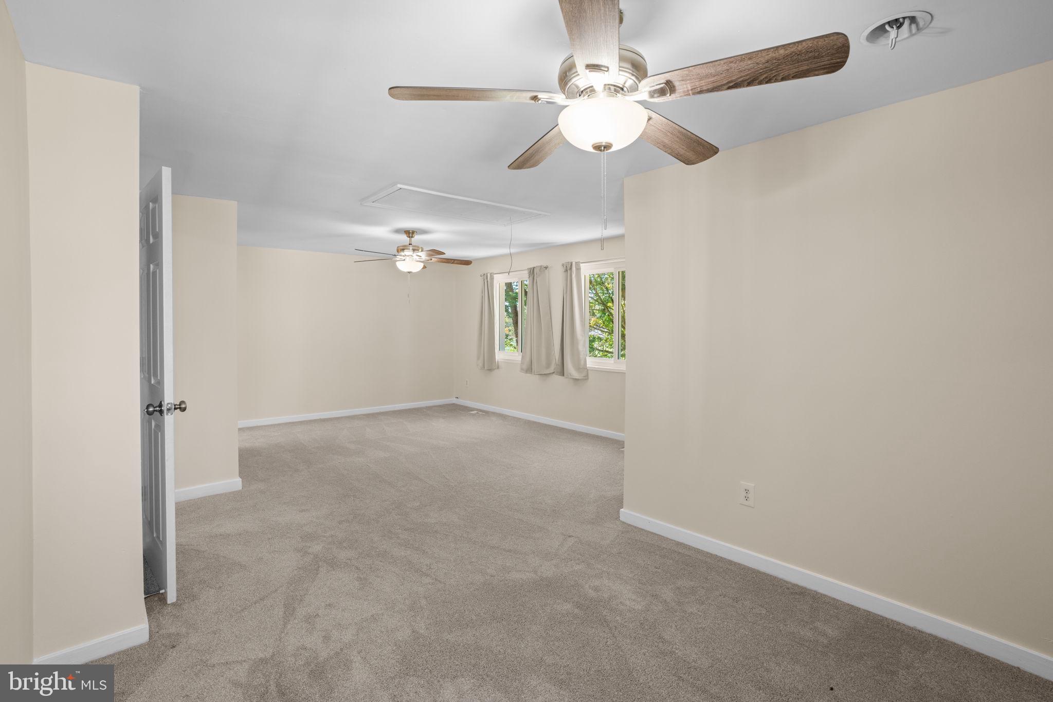 VILLAGE OF WILDE LAKE - Residential