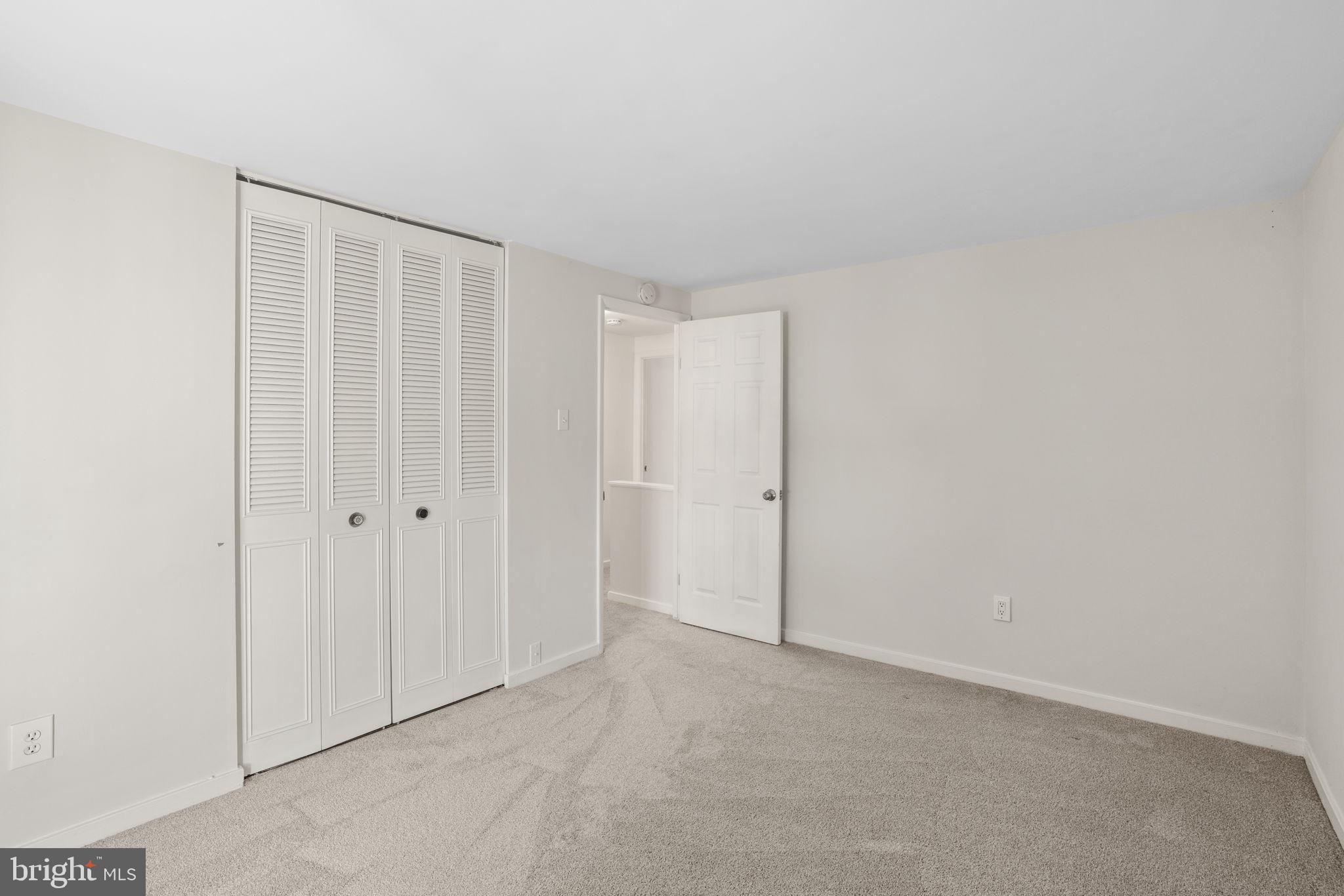 VILLAGE OF WILDE LAKE - Residential