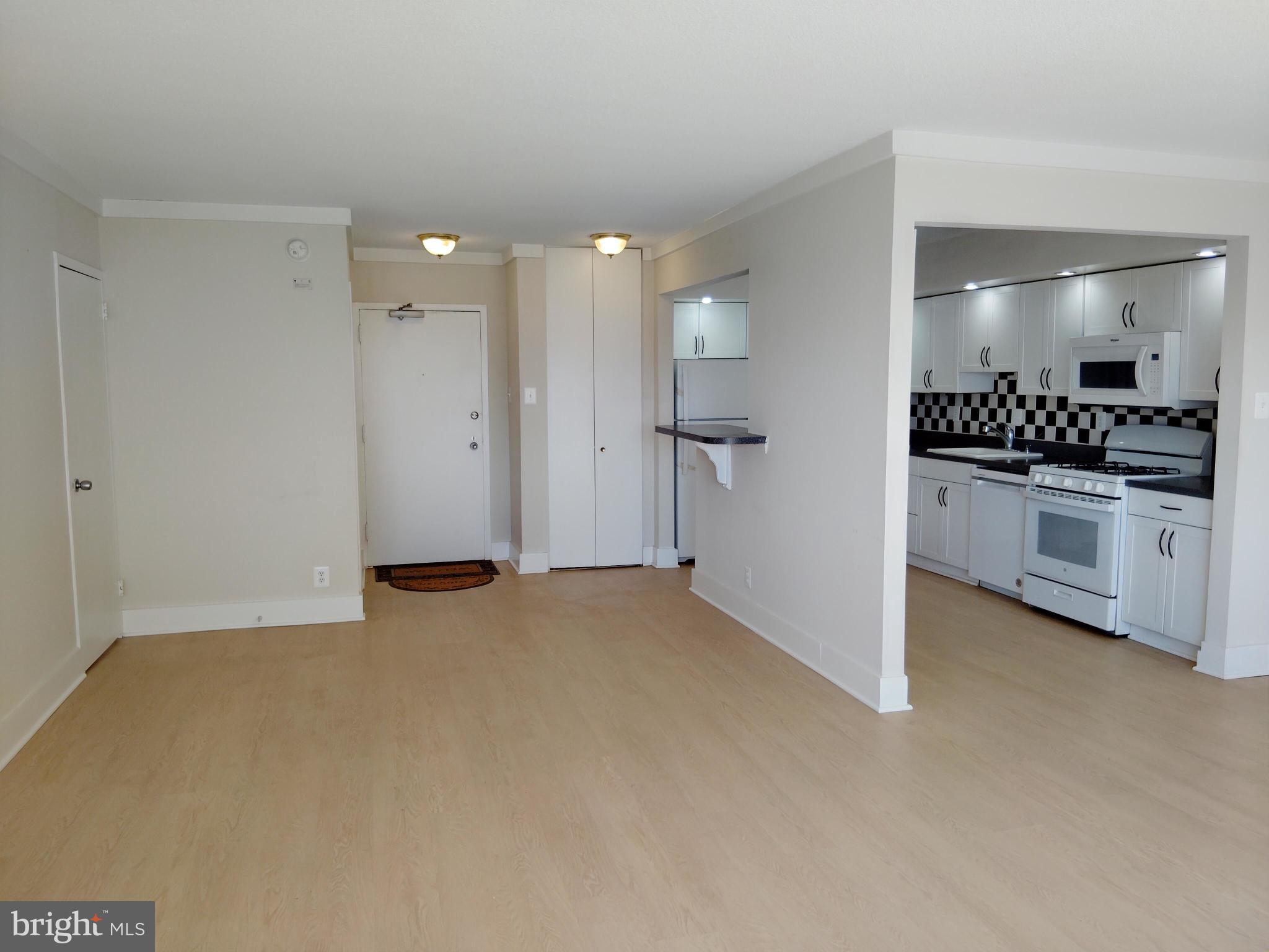 4515 WILLARD AVENUE 1506S