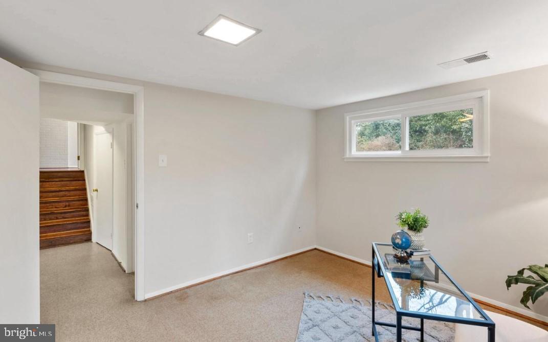 WEST SPRINGFIELD - Residential