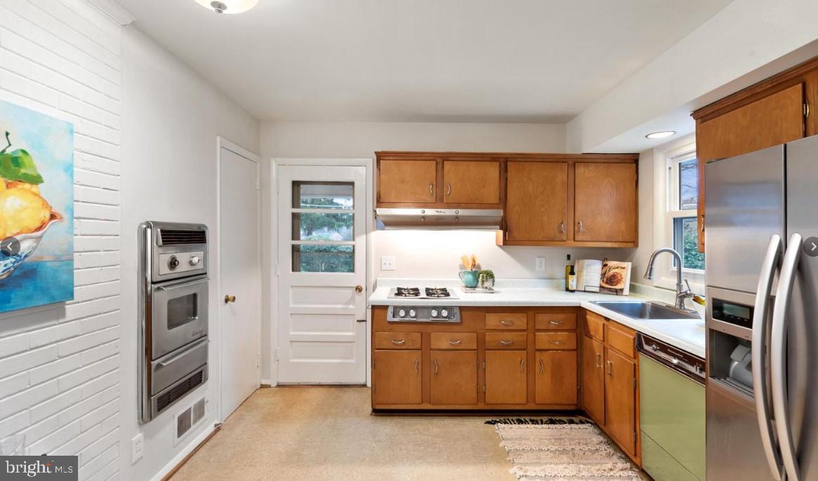 WEST SPRINGFIELD - Residential