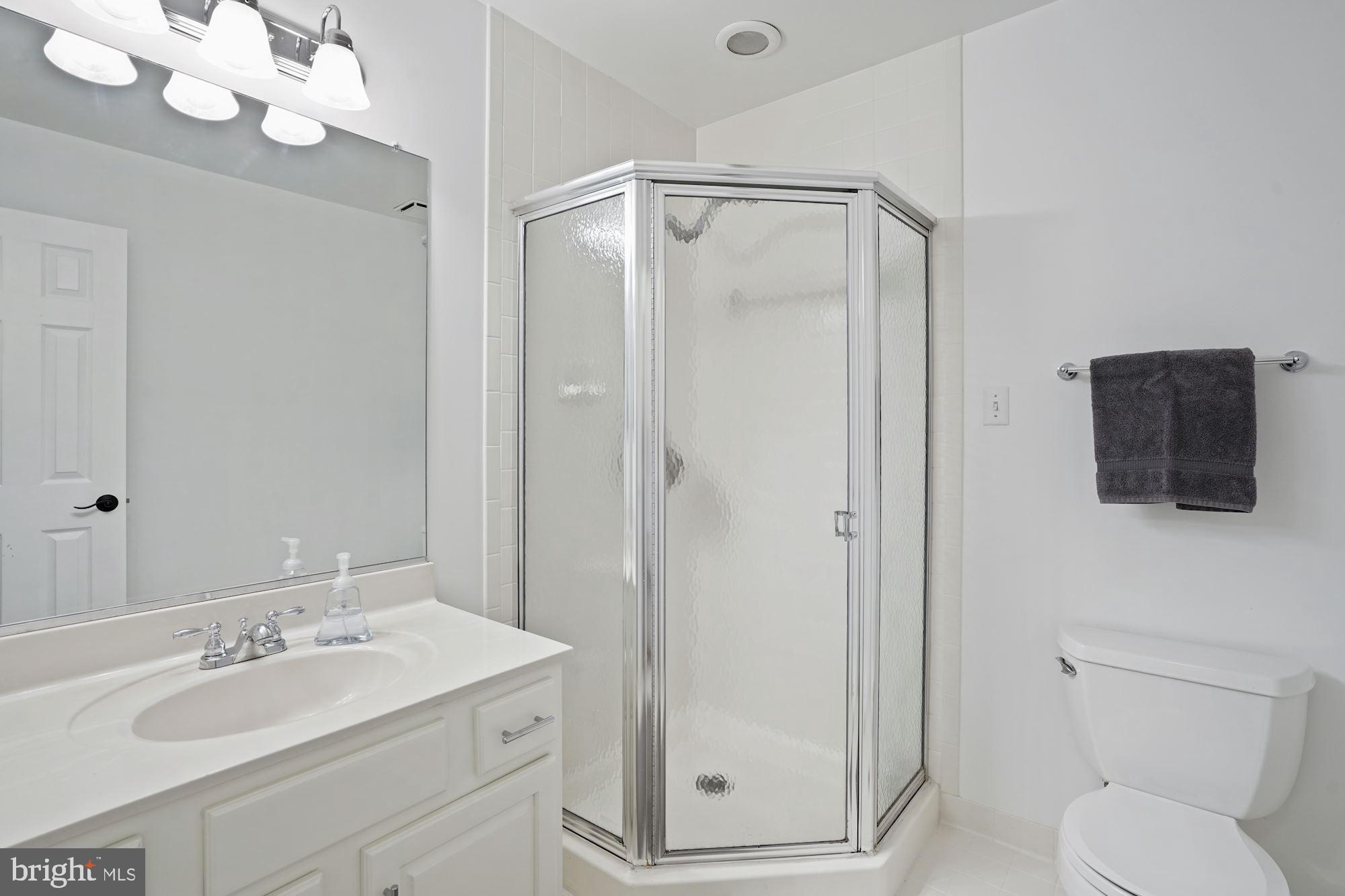 STONERIDGE KNOLL - Residential