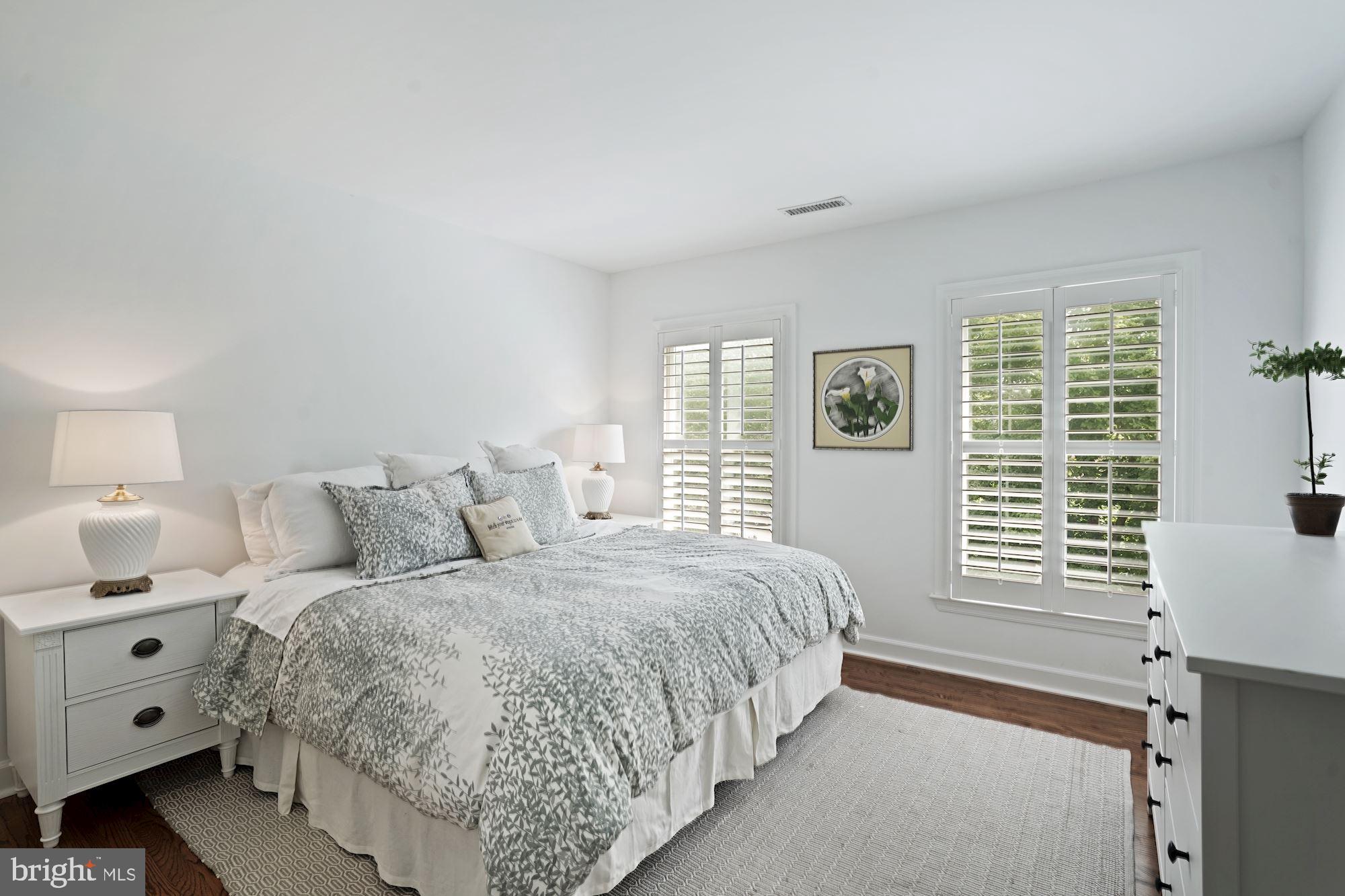 STONERIDGE KNOLL - Residential