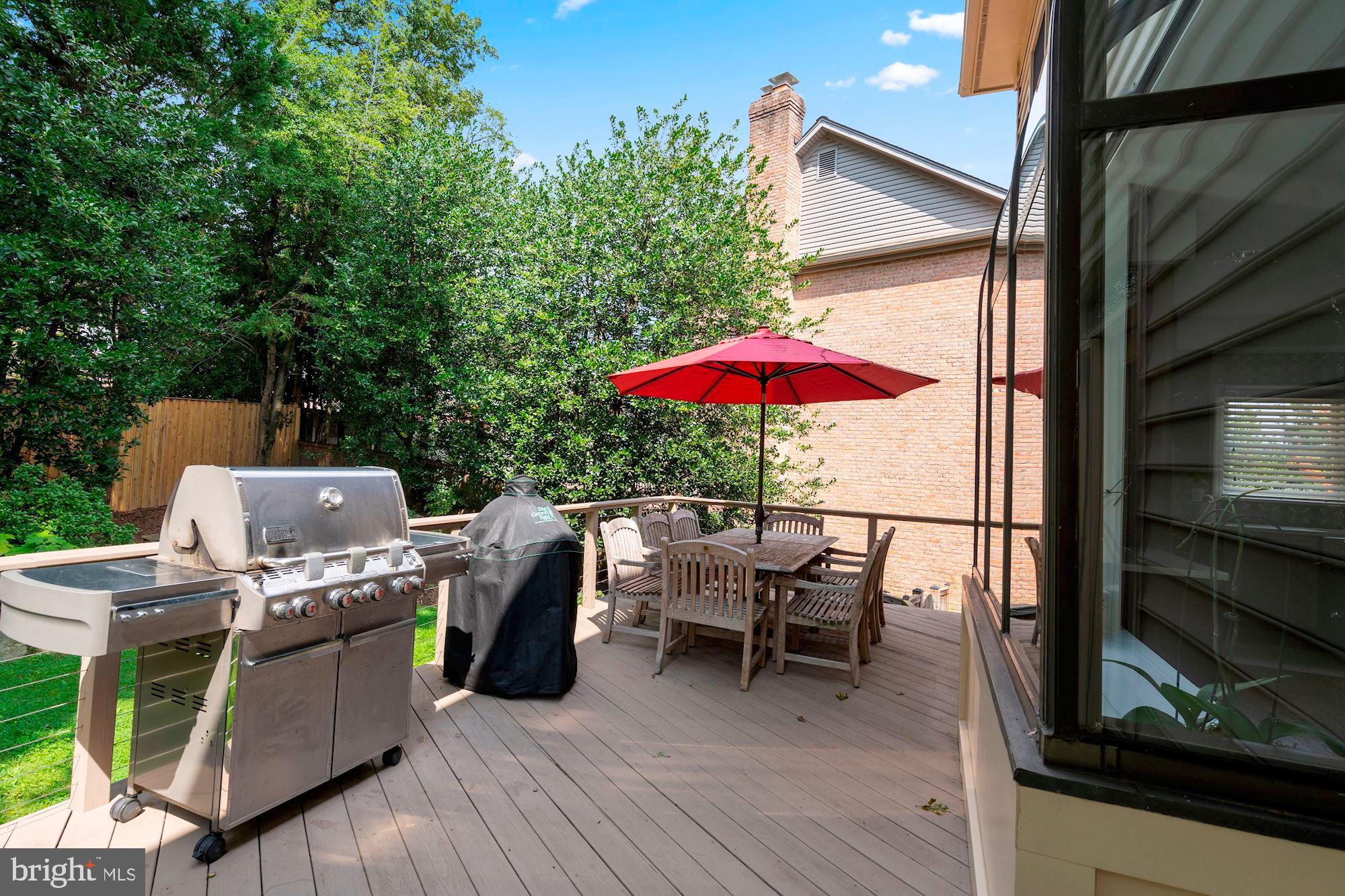 STONERIDGE KNOLL - Residential