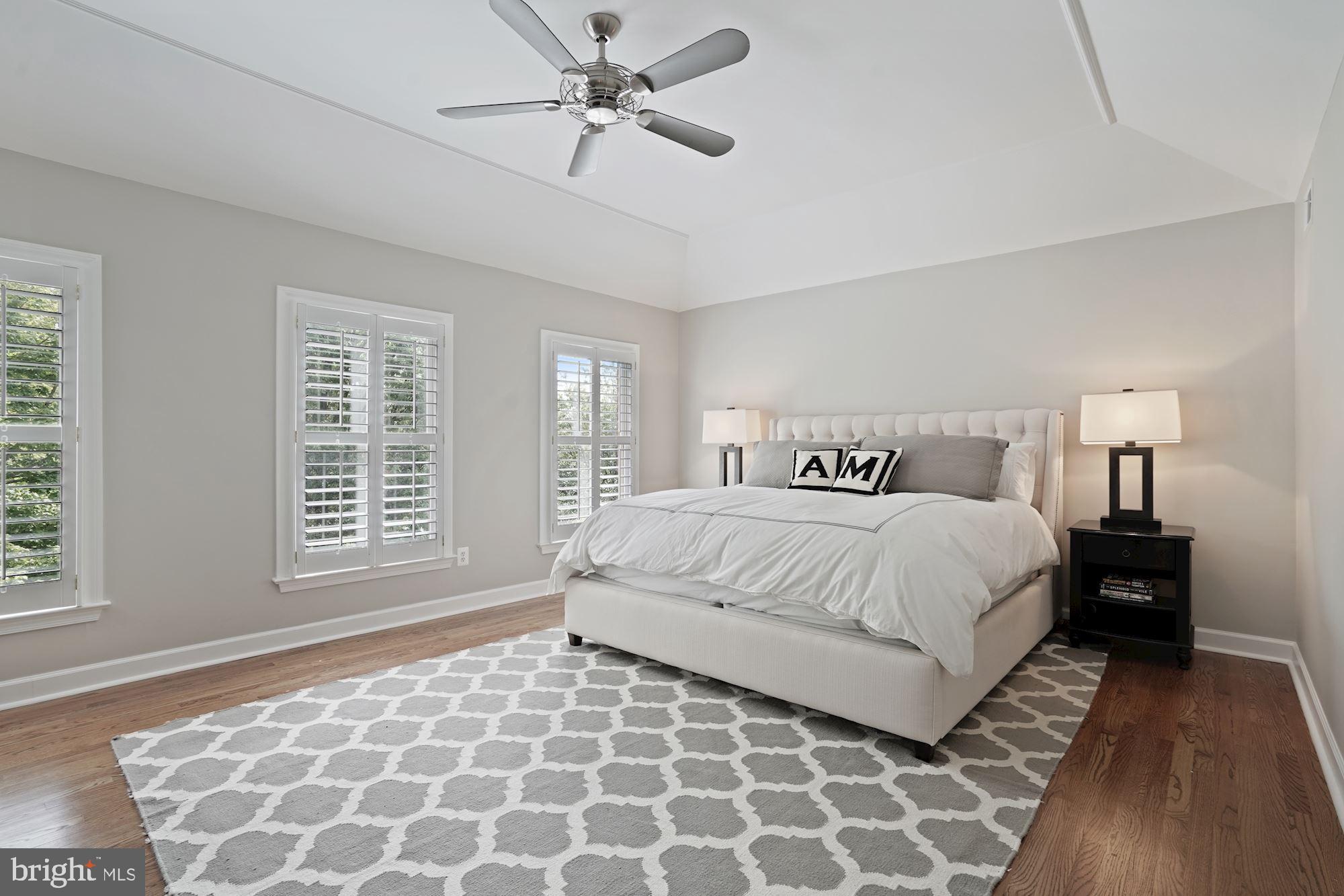 STONERIDGE KNOLL - Residential