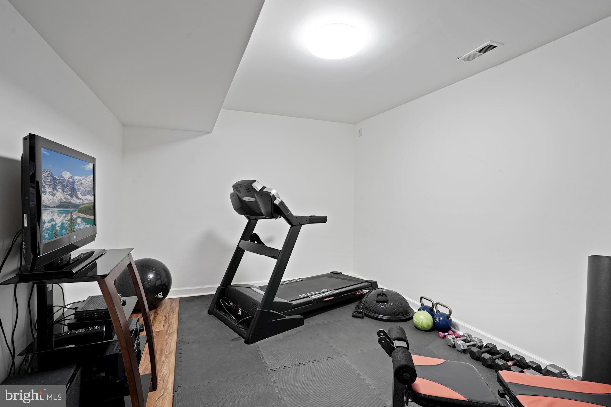 STONERIDGE KNOLL - Residential