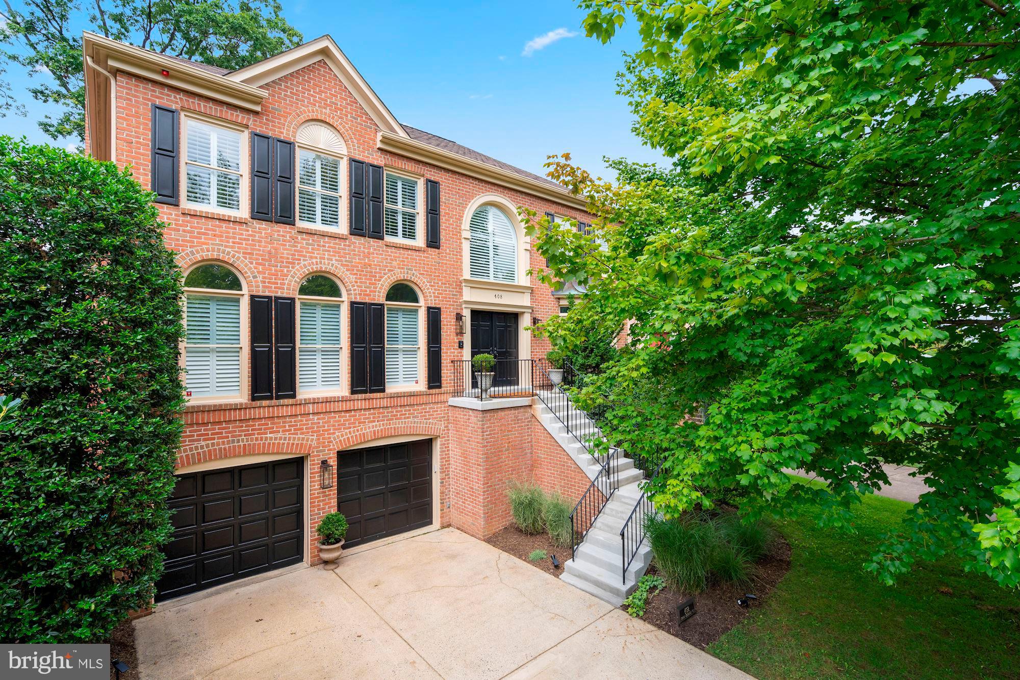 STONERIDGE KNOLL - Residential