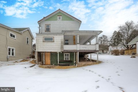 Tiny photo for 638 W Market Street, WILLIAMSTOWN, PA 17098 (MLS # PADA2056730)