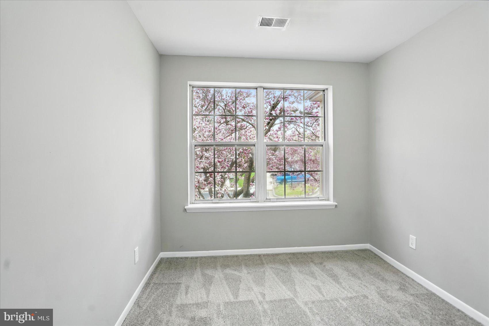 RIVERSIDE - Residential