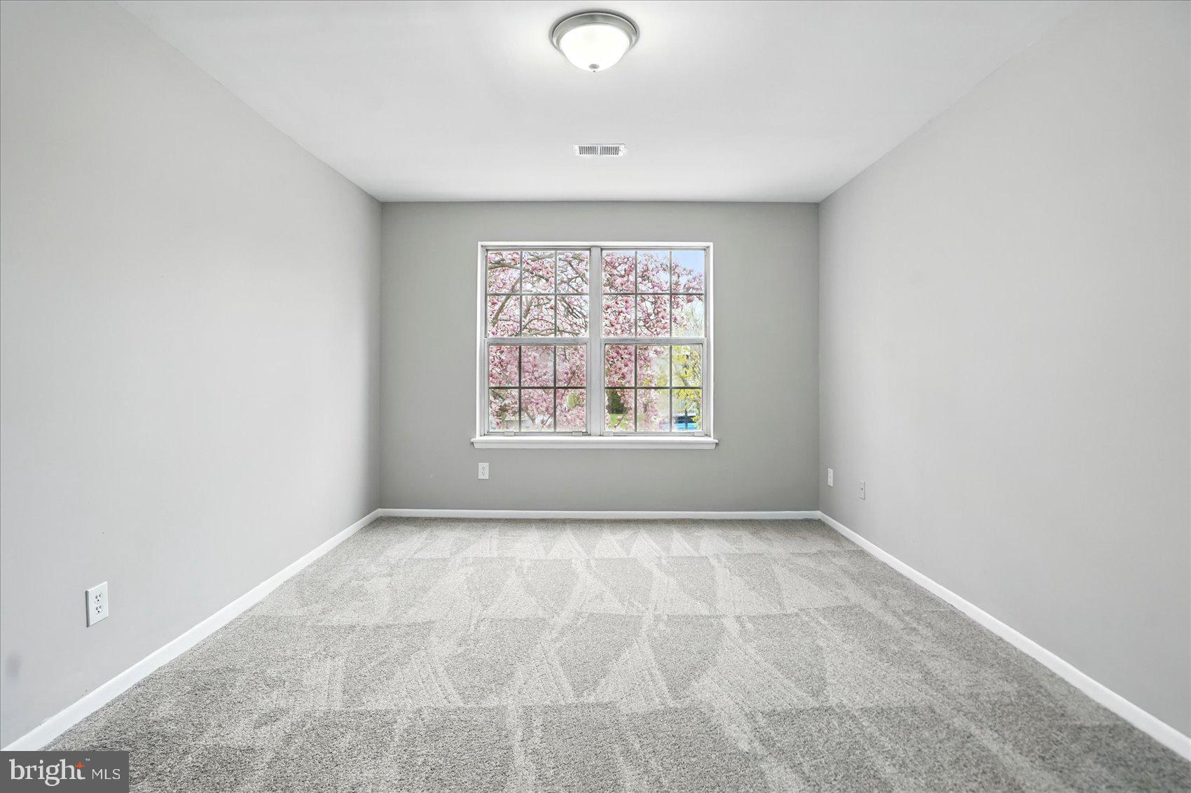 RIVERSIDE - Residential