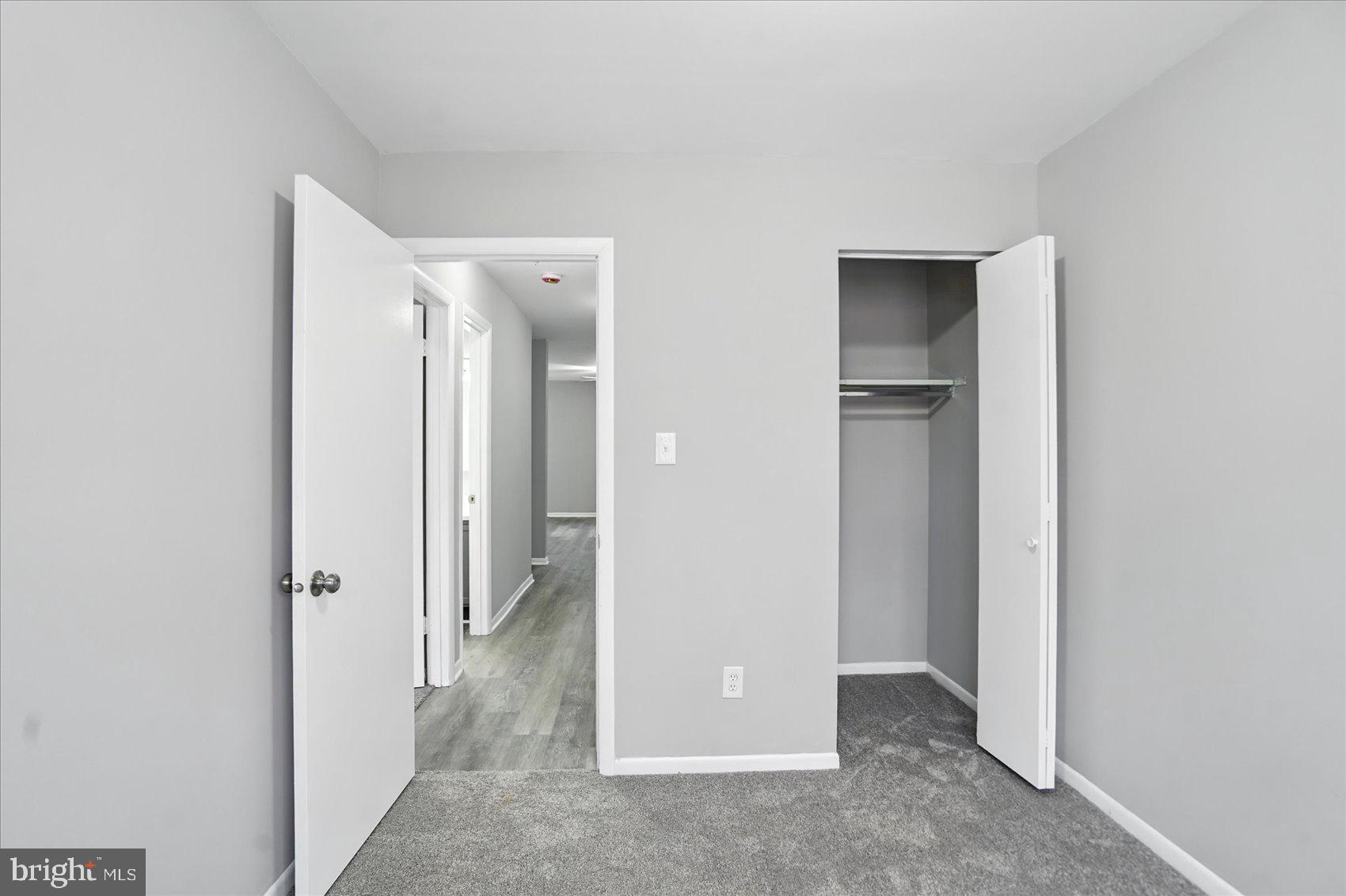 RIVERSIDE - Residential