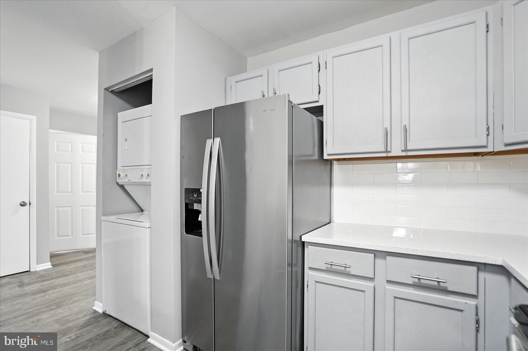 RIVERSIDE - Residential