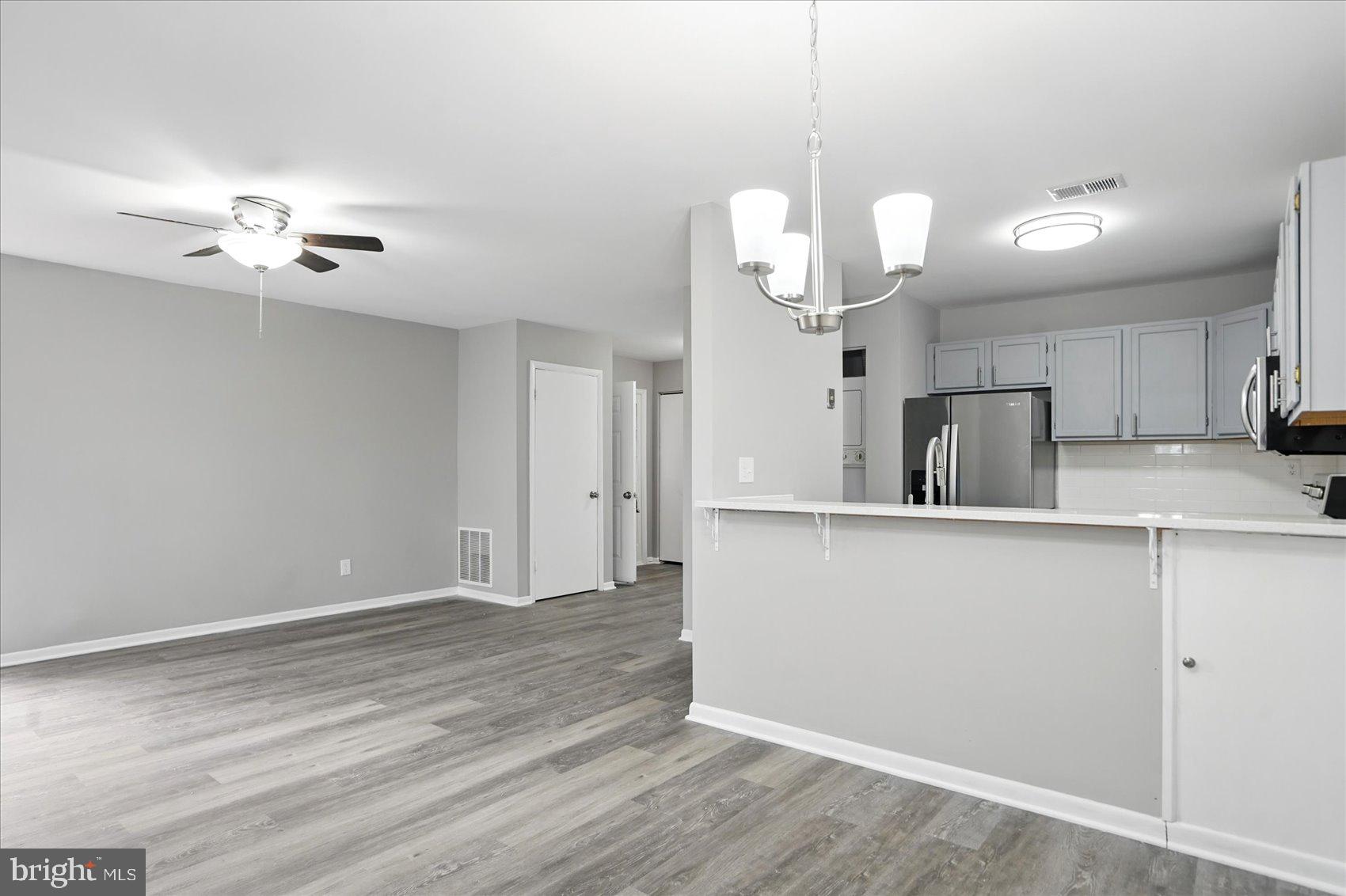 RIVERSIDE - Residential