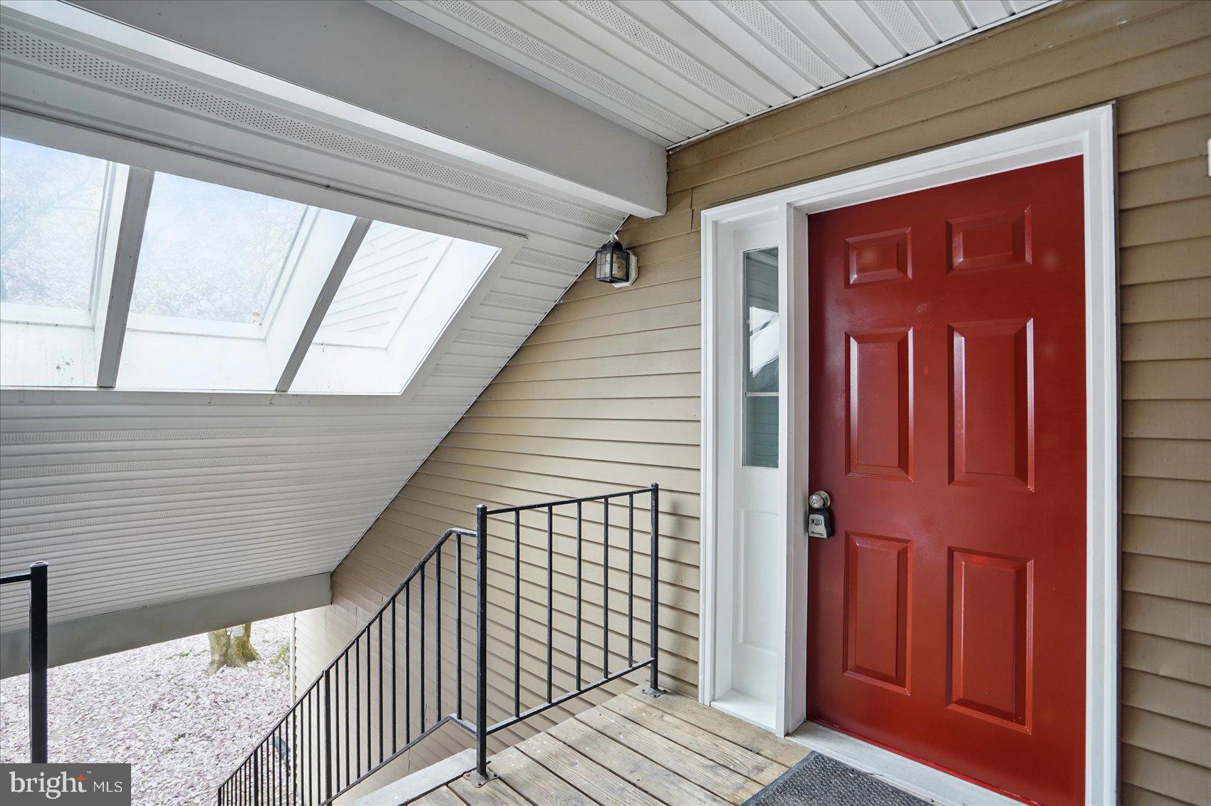 RIVERSIDE - Residential