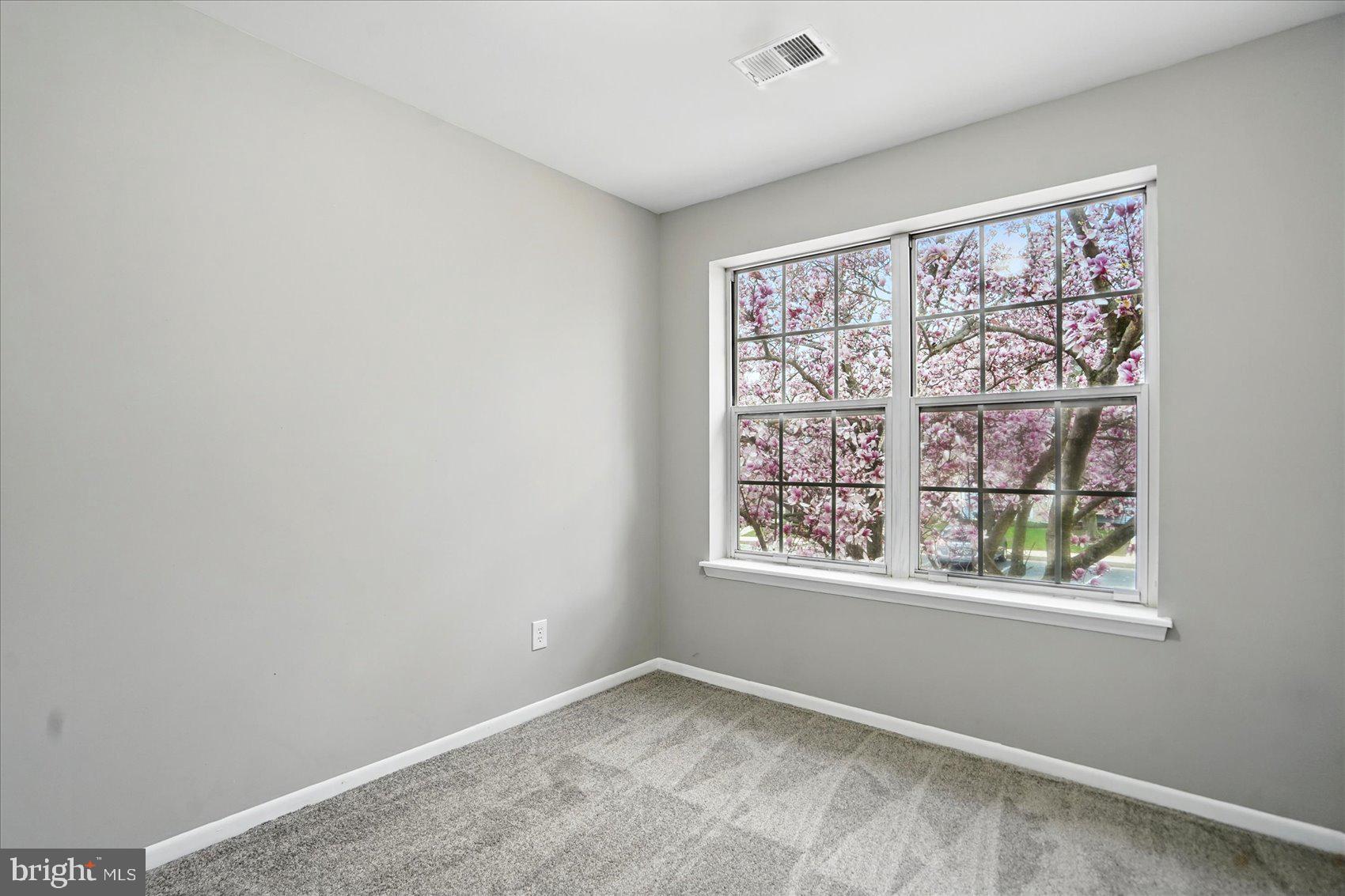 RIVERSIDE - Residential