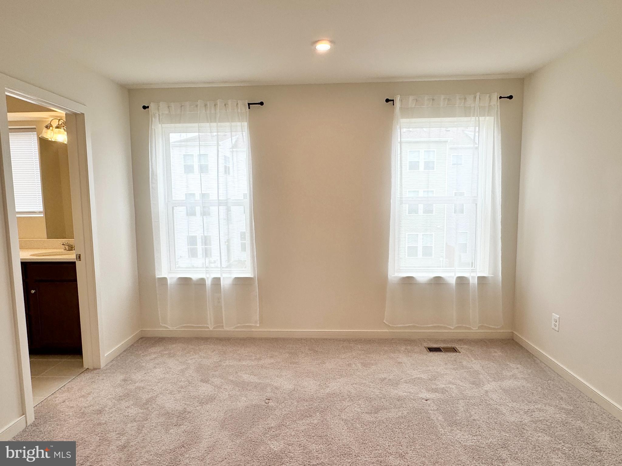 CHERRYVIEW LANDING - Residential Lease