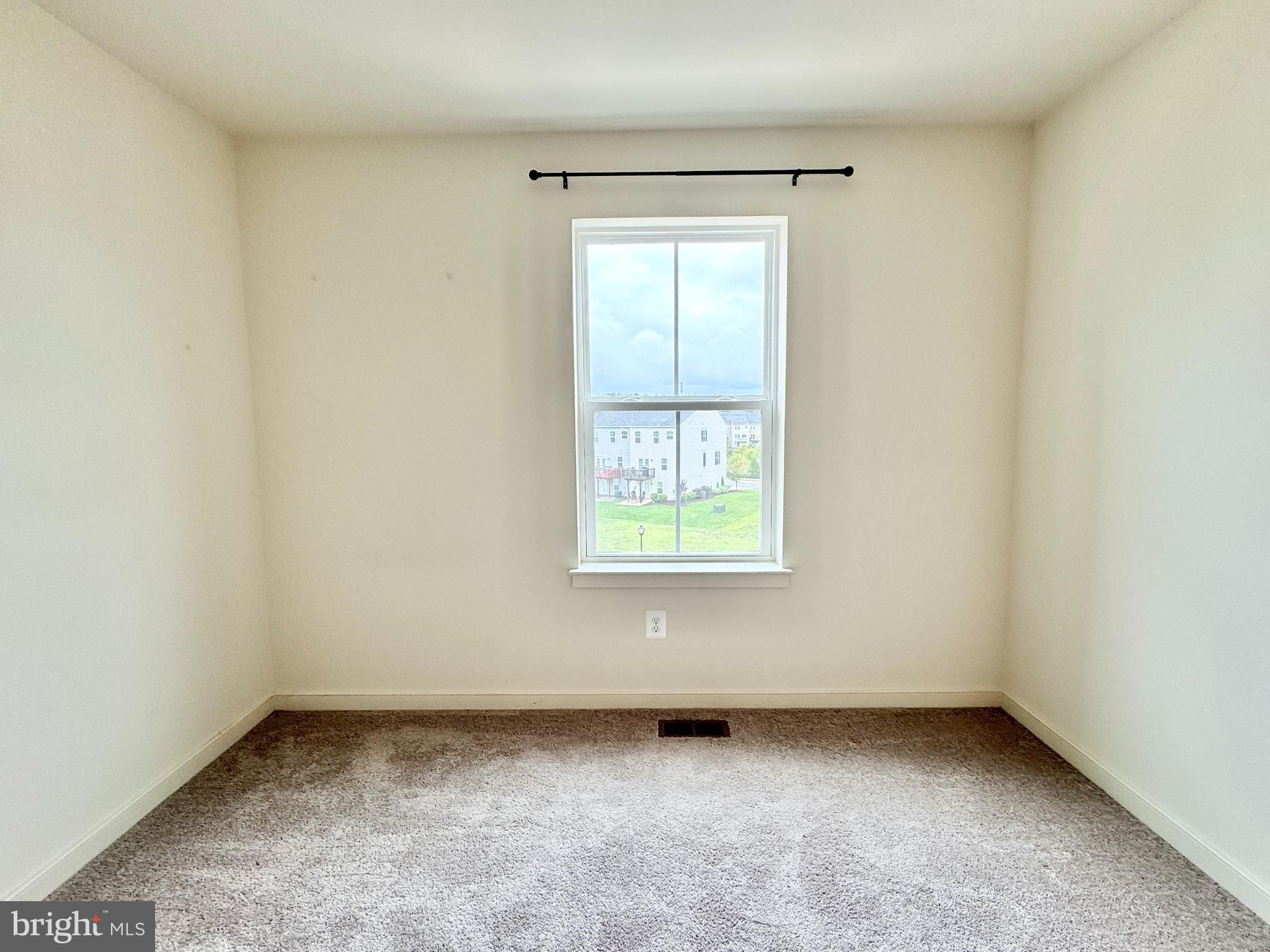 CHERRYVIEW LANDING - Residential Lease