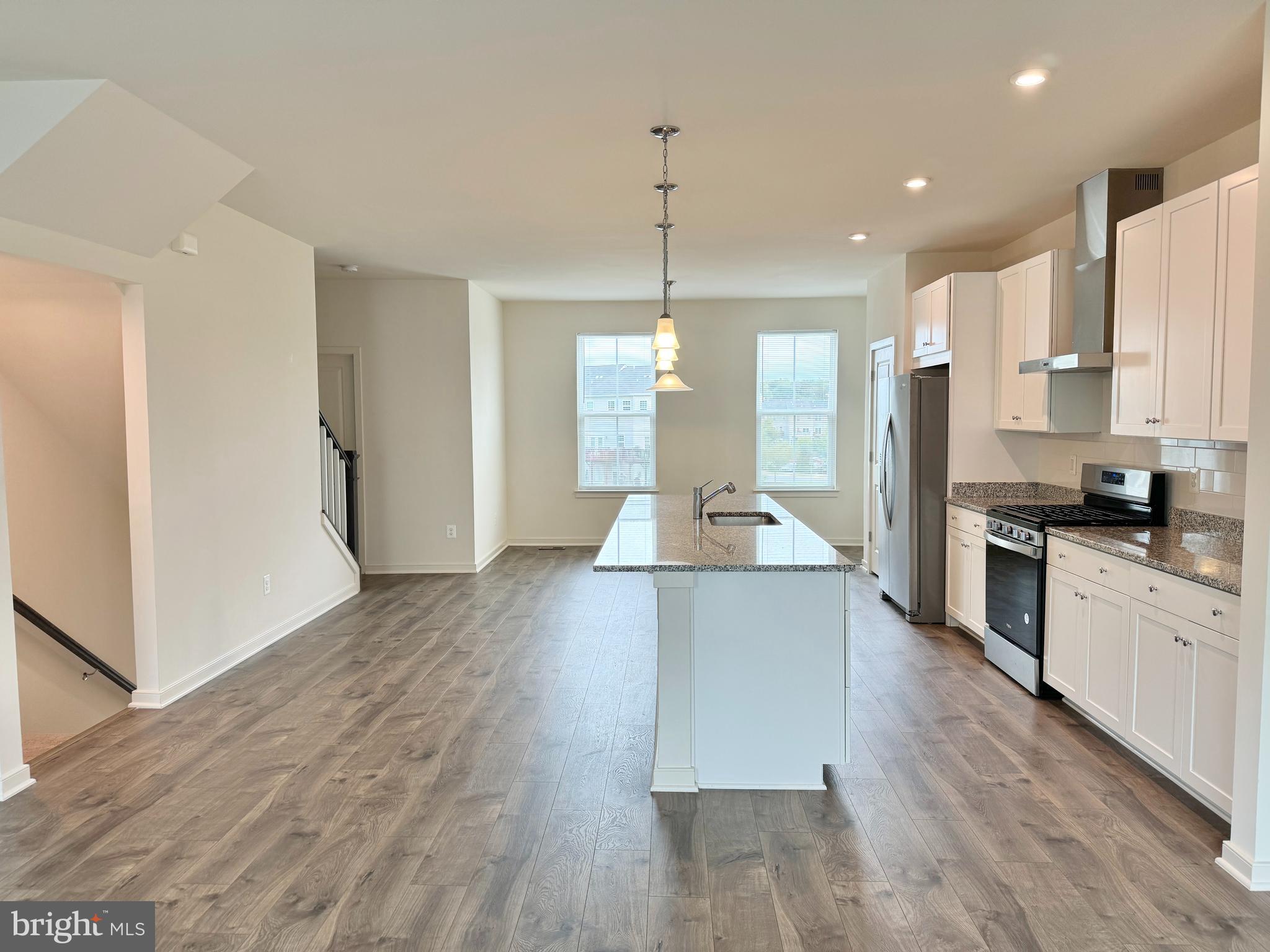 CHERRYVIEW LANDING - Residential Lease