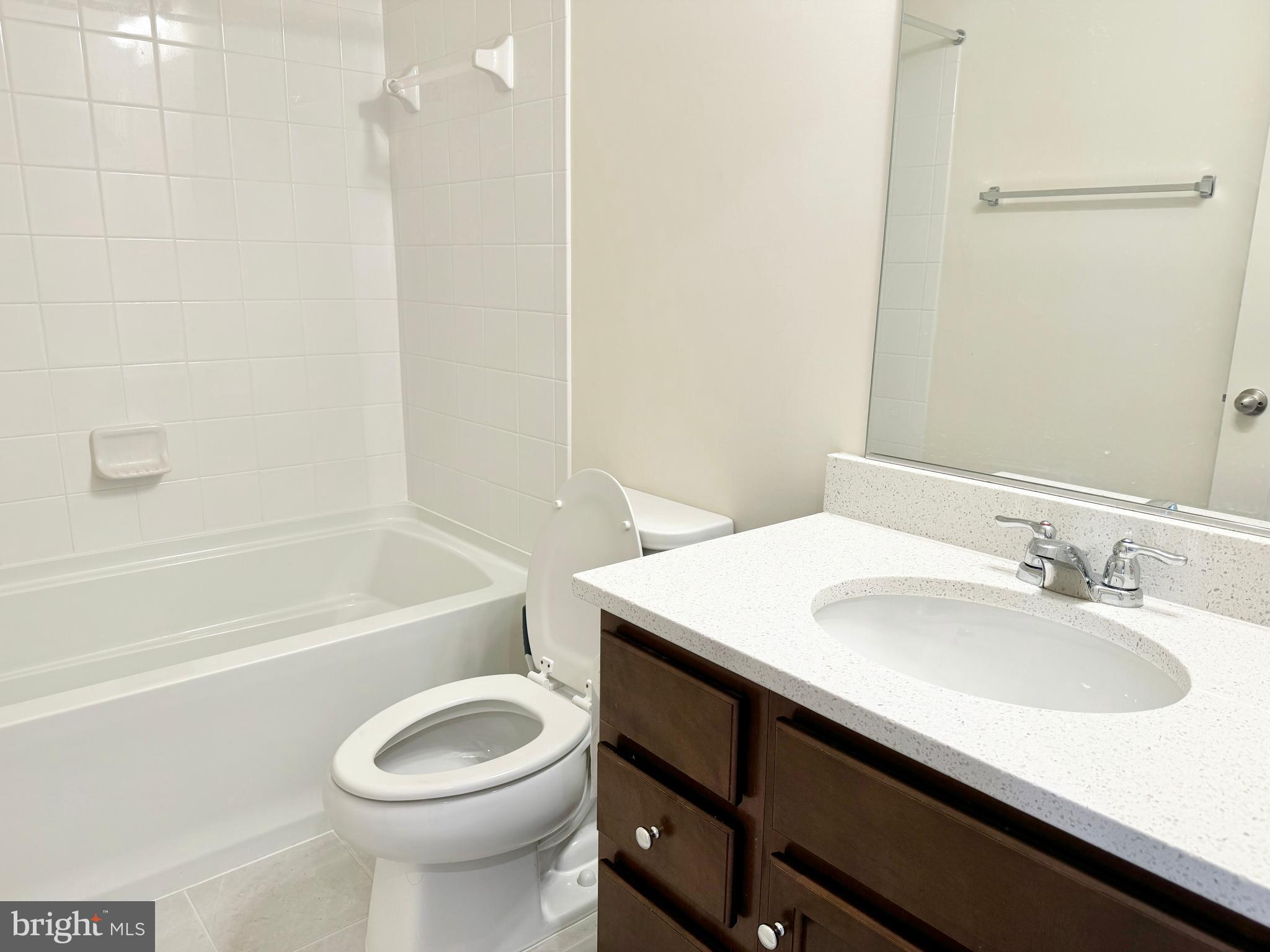 CHERRYVIEW LANDING - Residential Lease