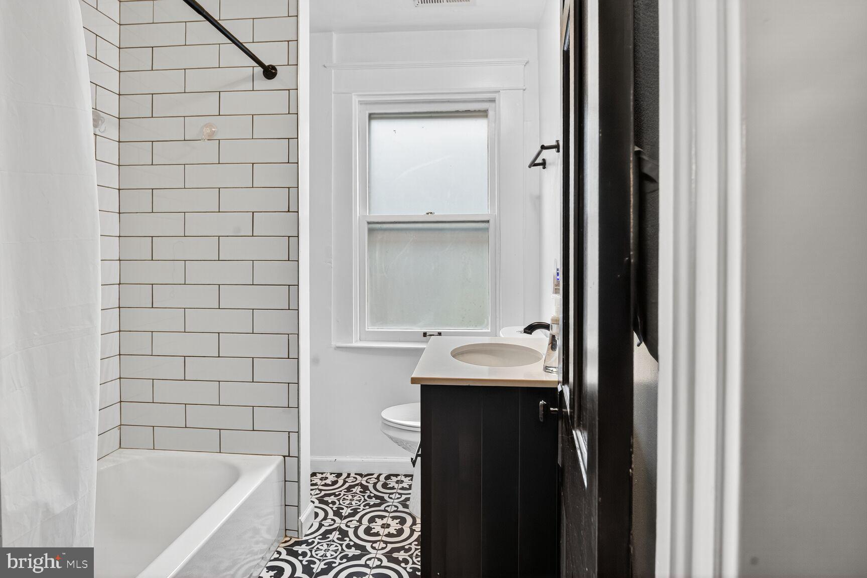 HUNTING RIDGE HISTORIC DISTRICT - Residential