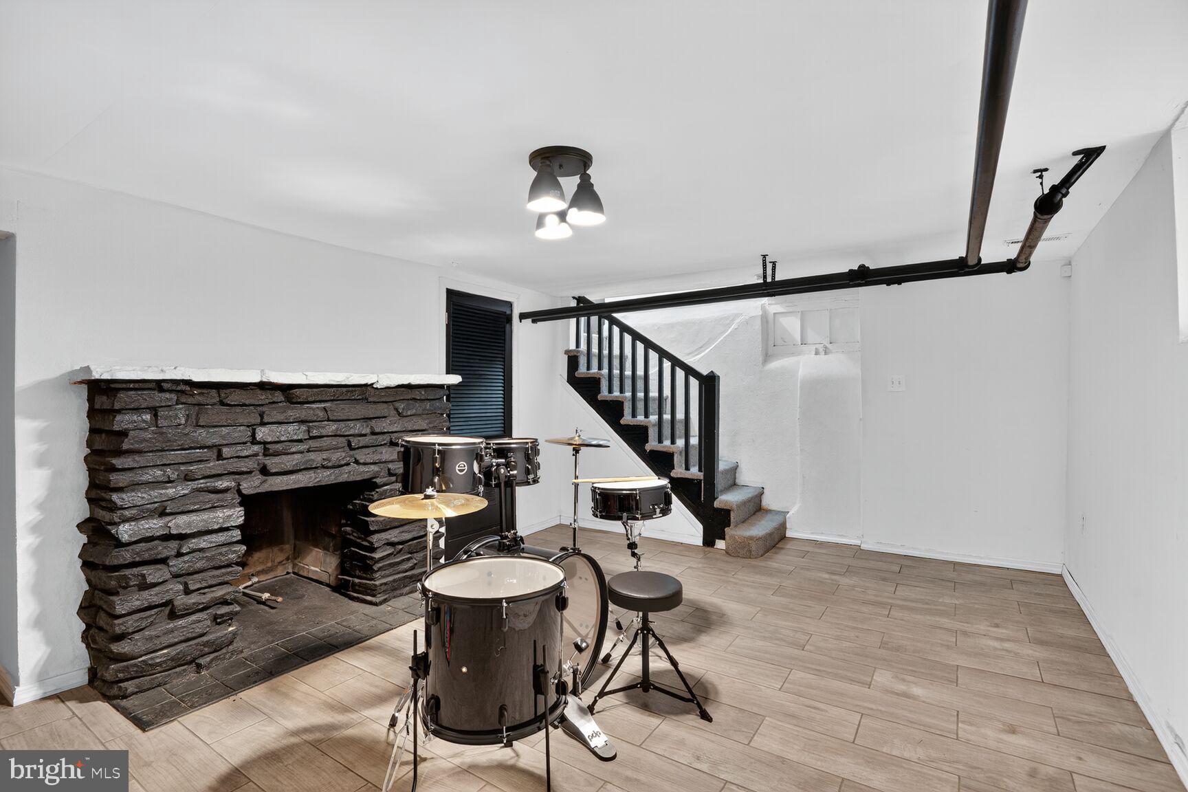 HUNTING RIDGE HISTORIC DISTRICT - Residential