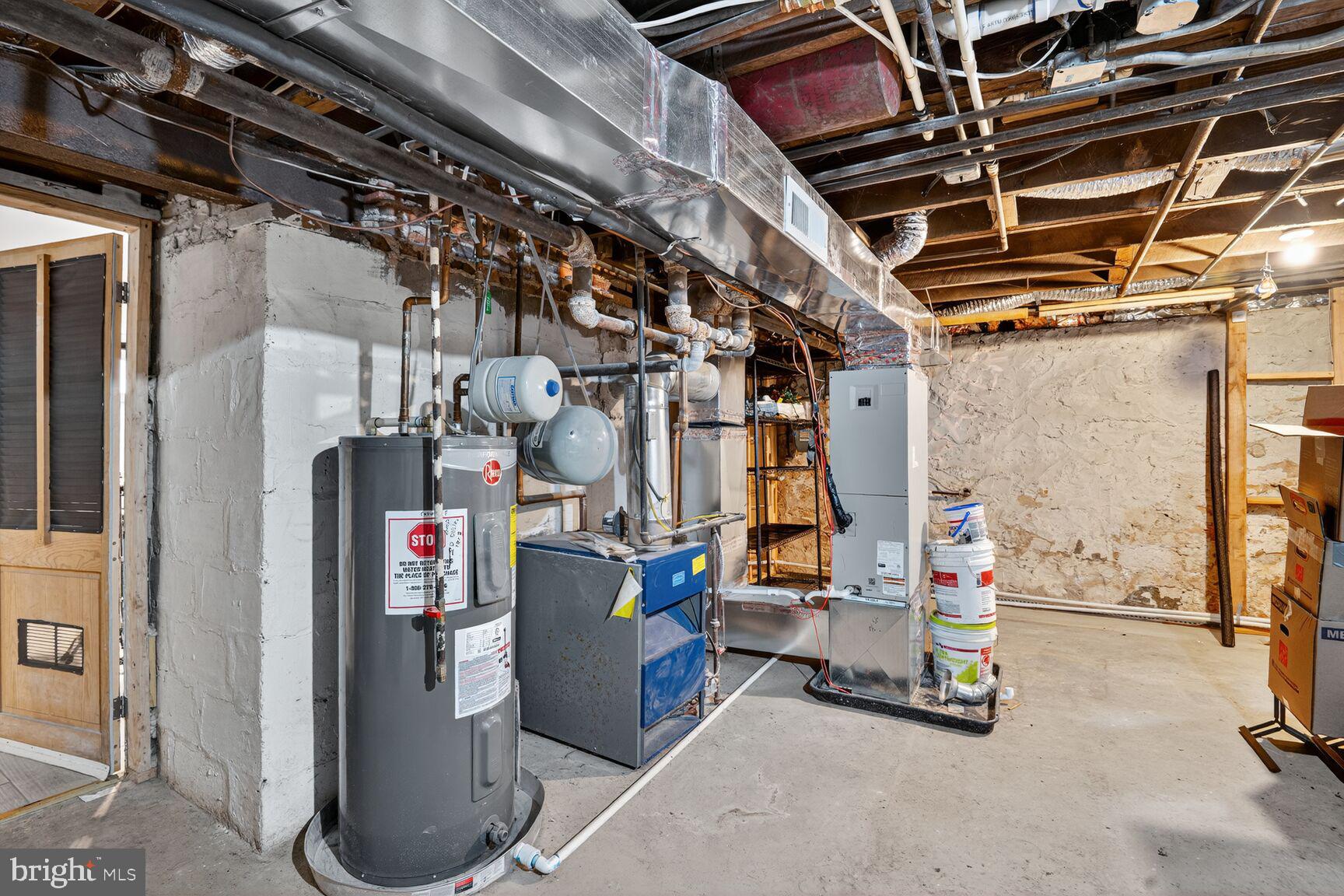 HUNTING RIDGE HISTORIC DISTRICT - Residential