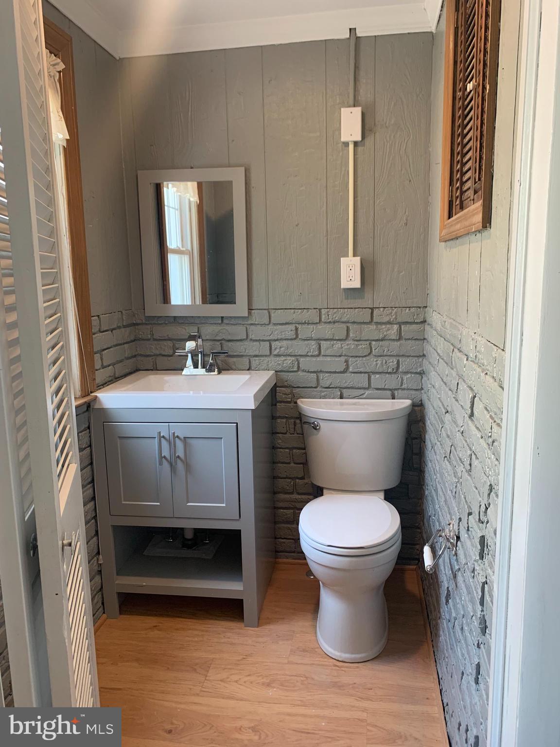 LOCUST POINT - Residential Lease