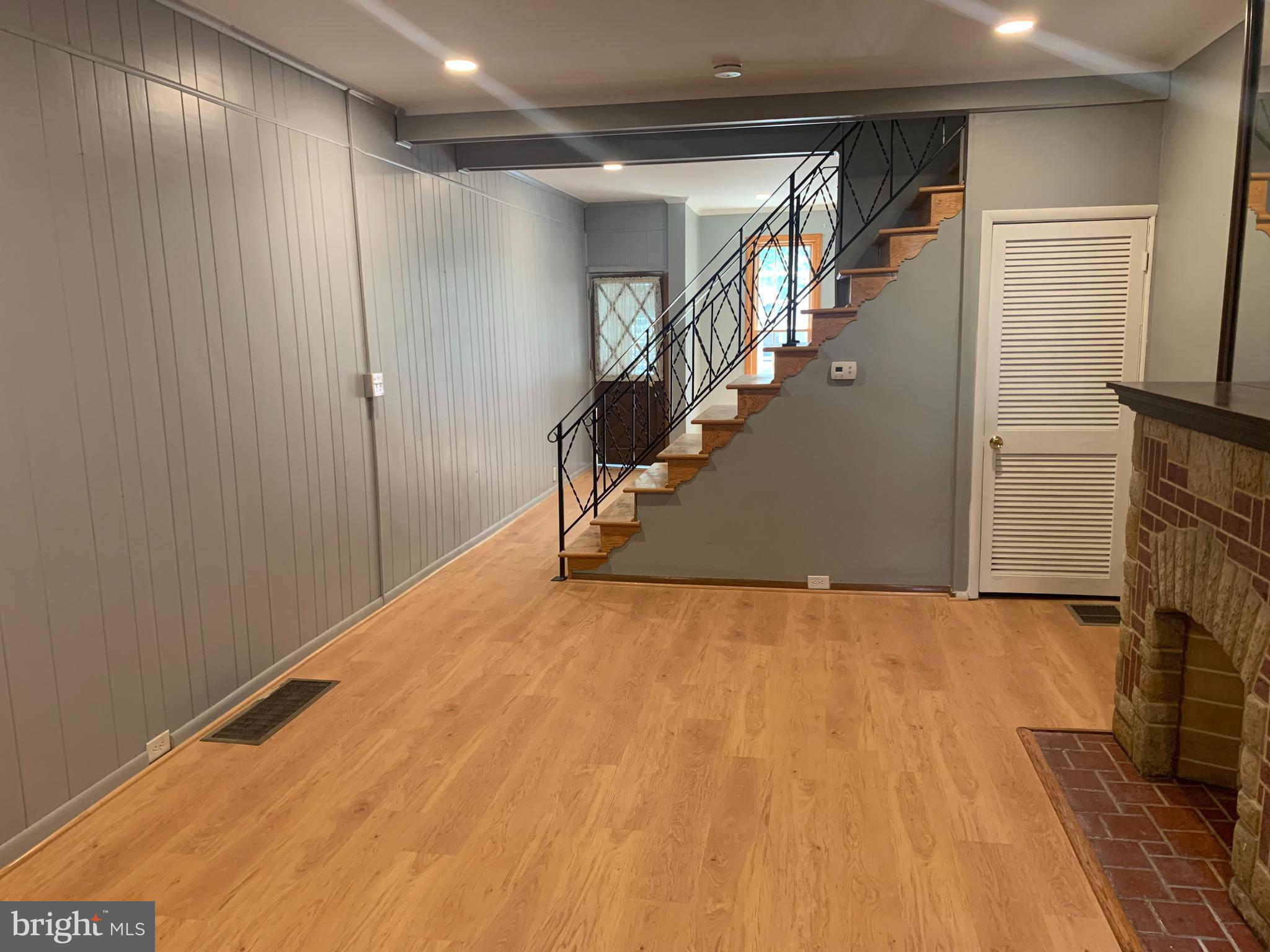 LOCUST POINT - Residential Lease