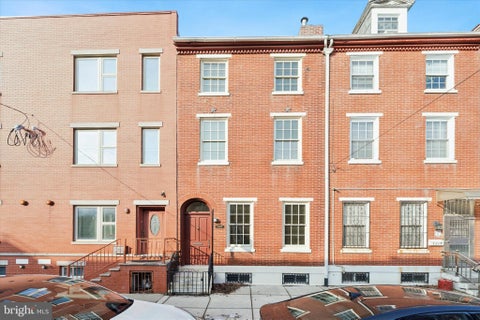 Townhouse For Sale - 1127 Green Street<br/> PHILADELPHIA, PA 19123