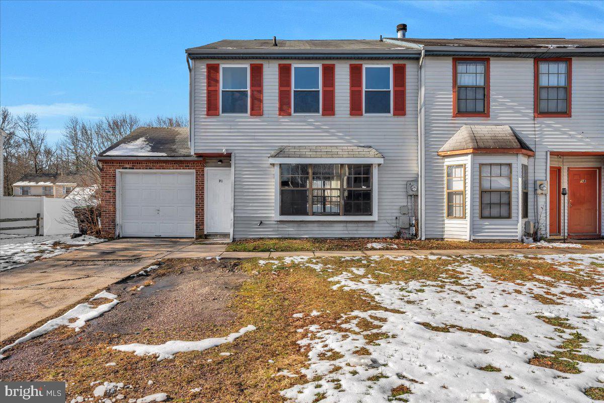 7 HAMPTON GATE DRIVE