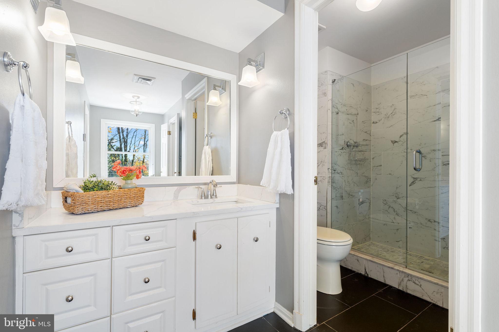 THORNTON WOOD - Residential