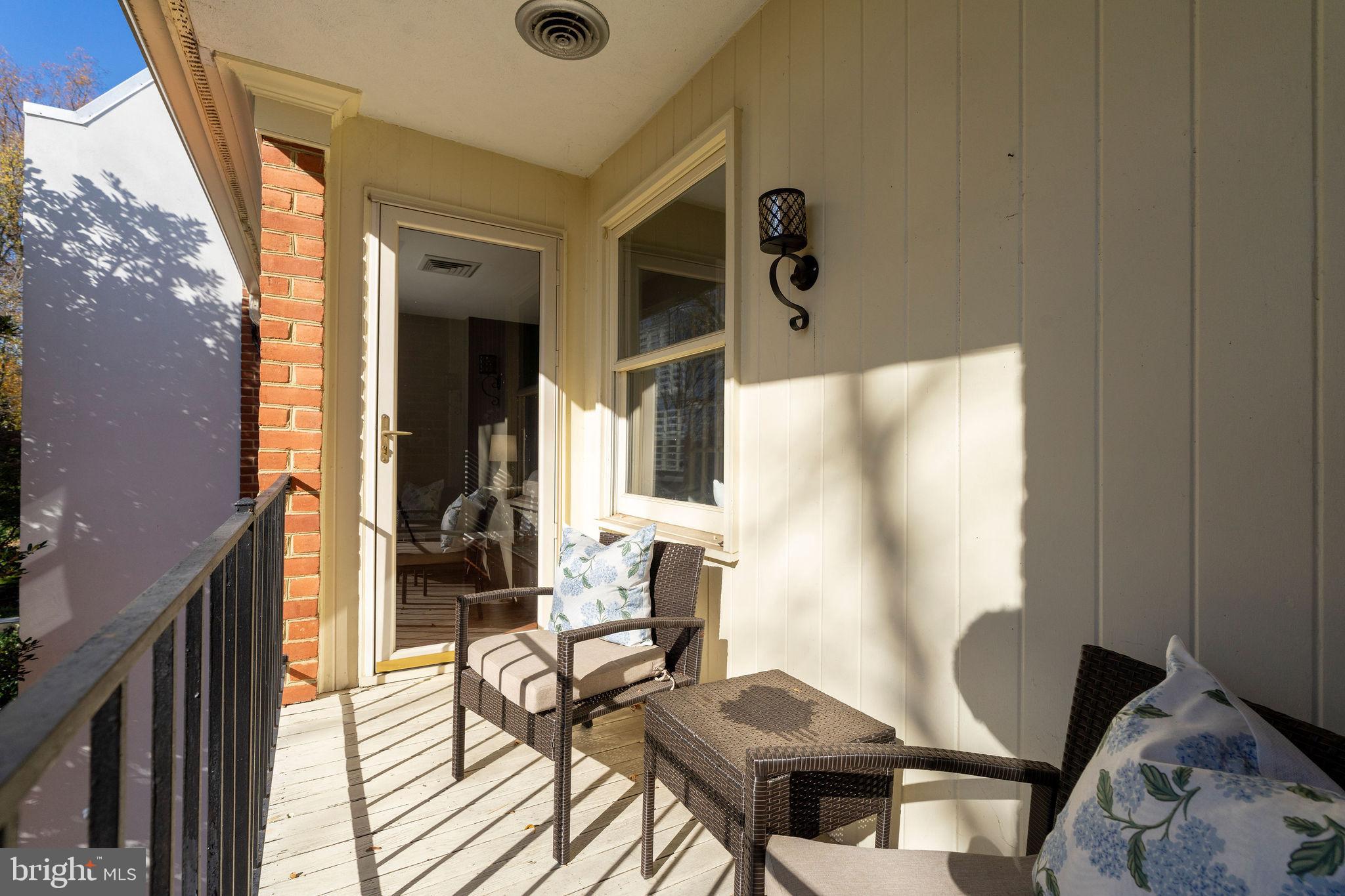 THORNTON WOOD - Residential