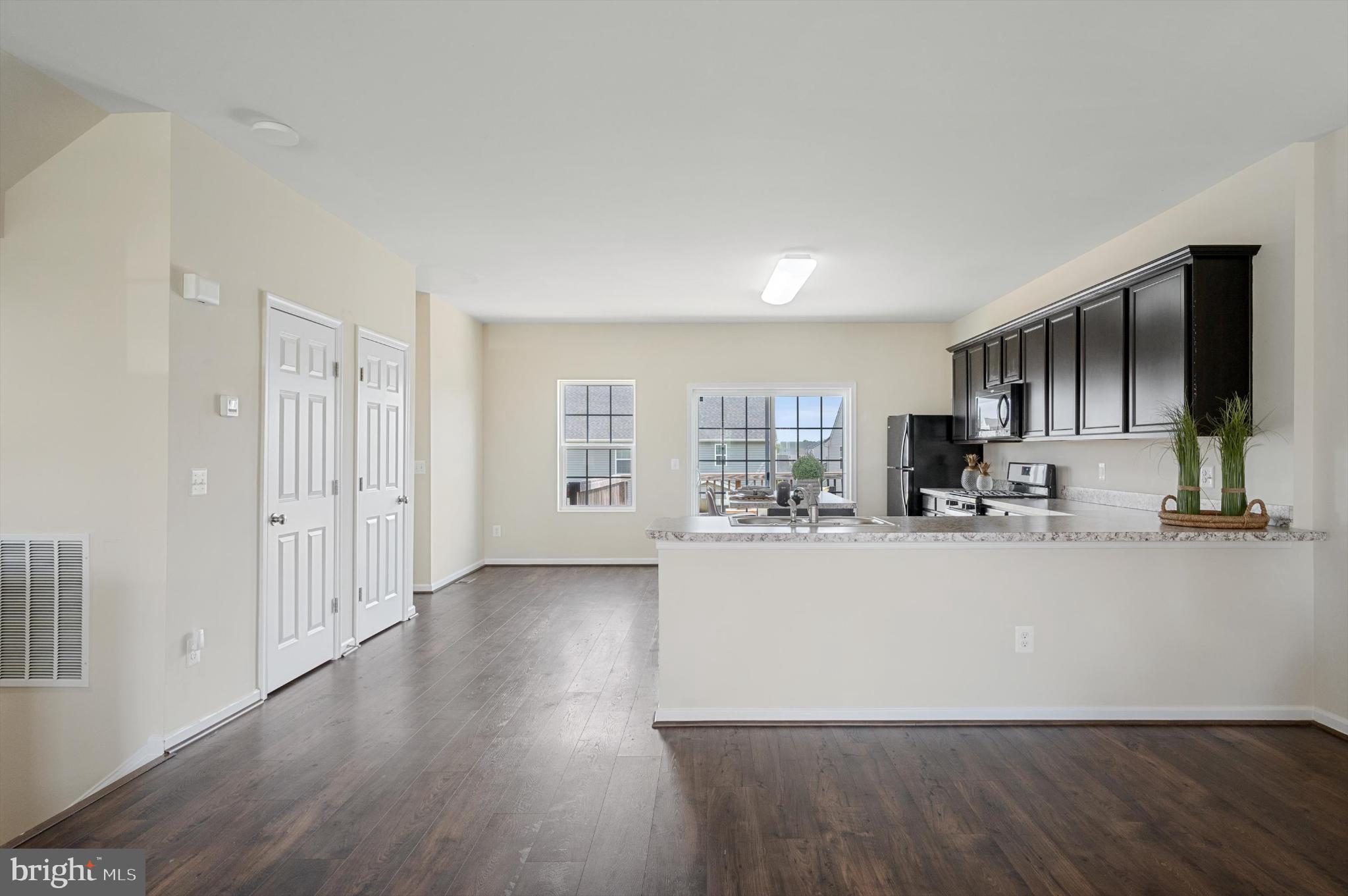 SNOWDEN BRIDGE - Residential Lease