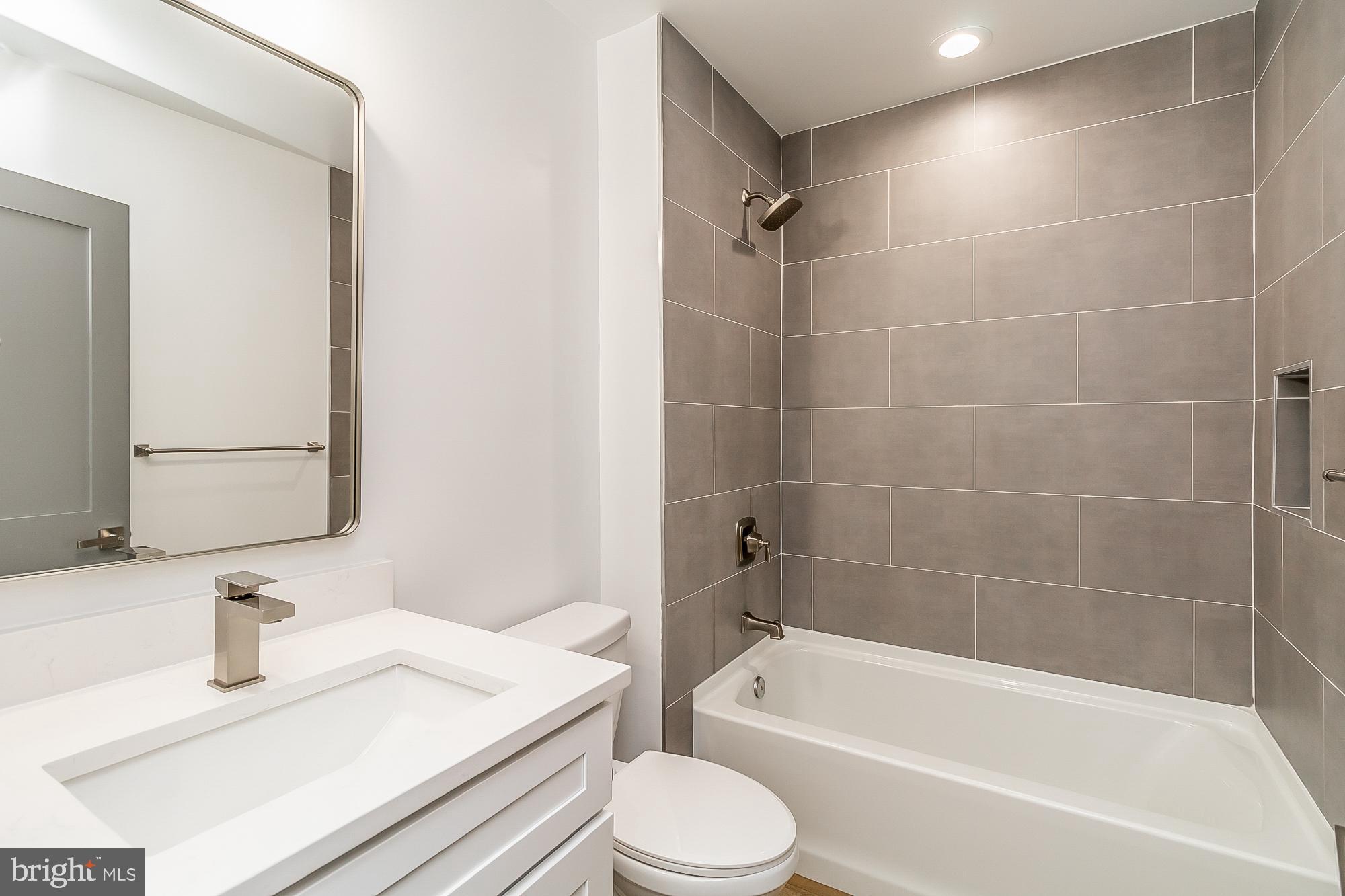 HAREWOOD PARK - Residential