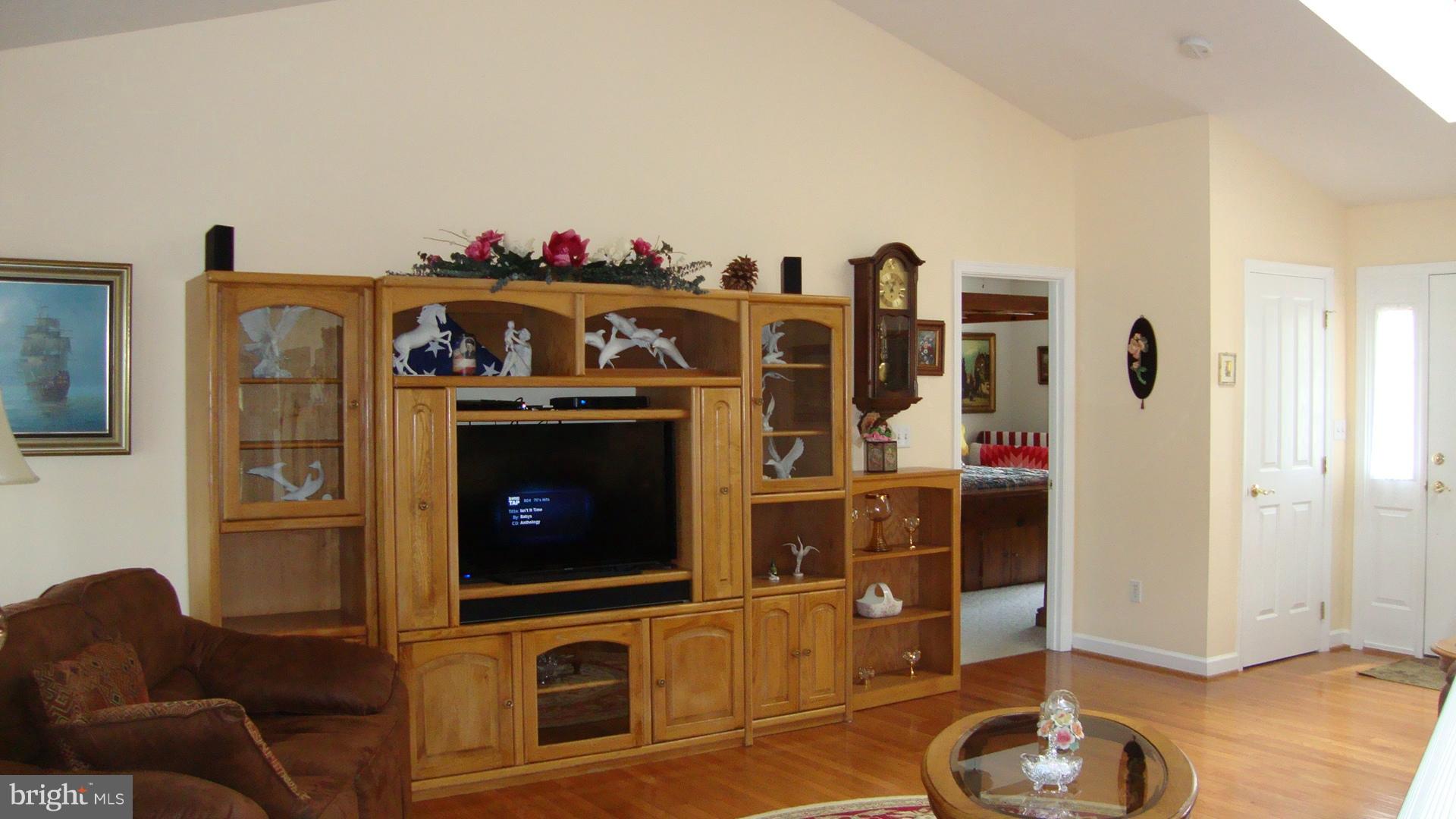 NORTH FORK FARMS - Residential