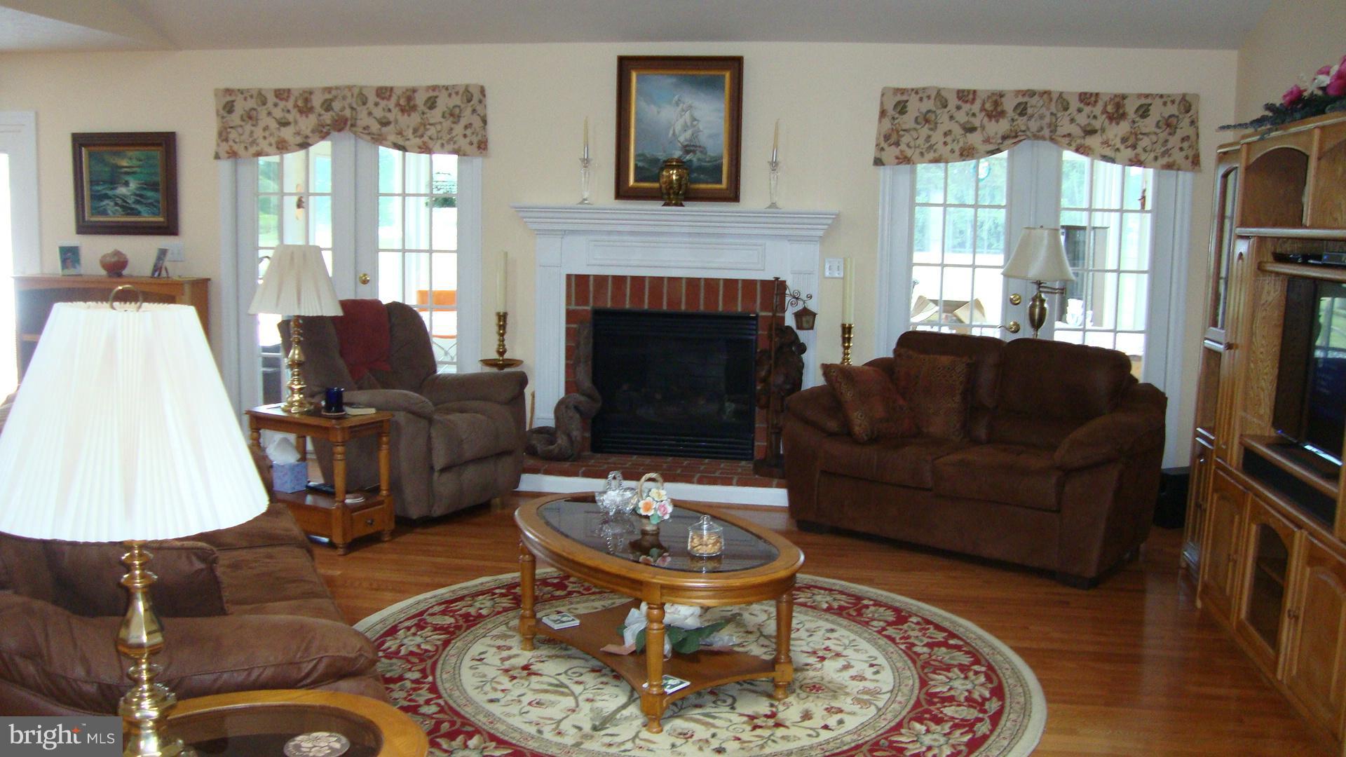 NORTH FORK FARMS - Residential