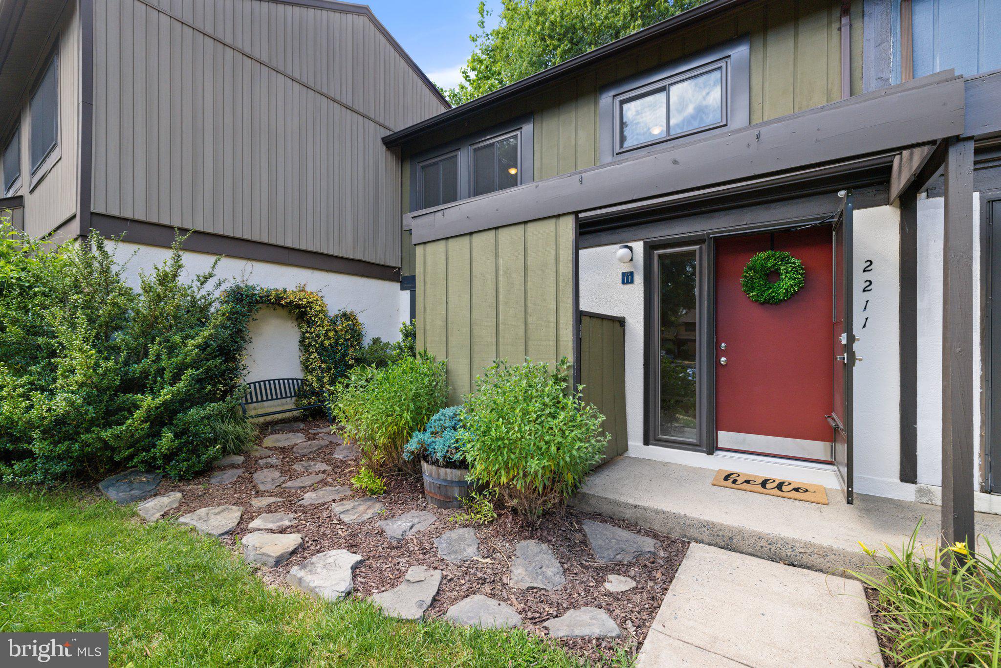 RESTON - Residential