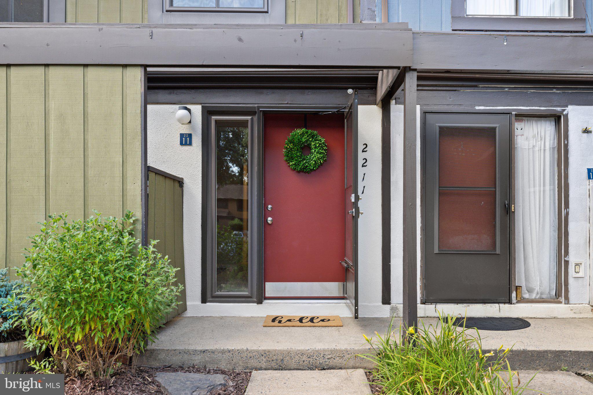 RESTON - Residential