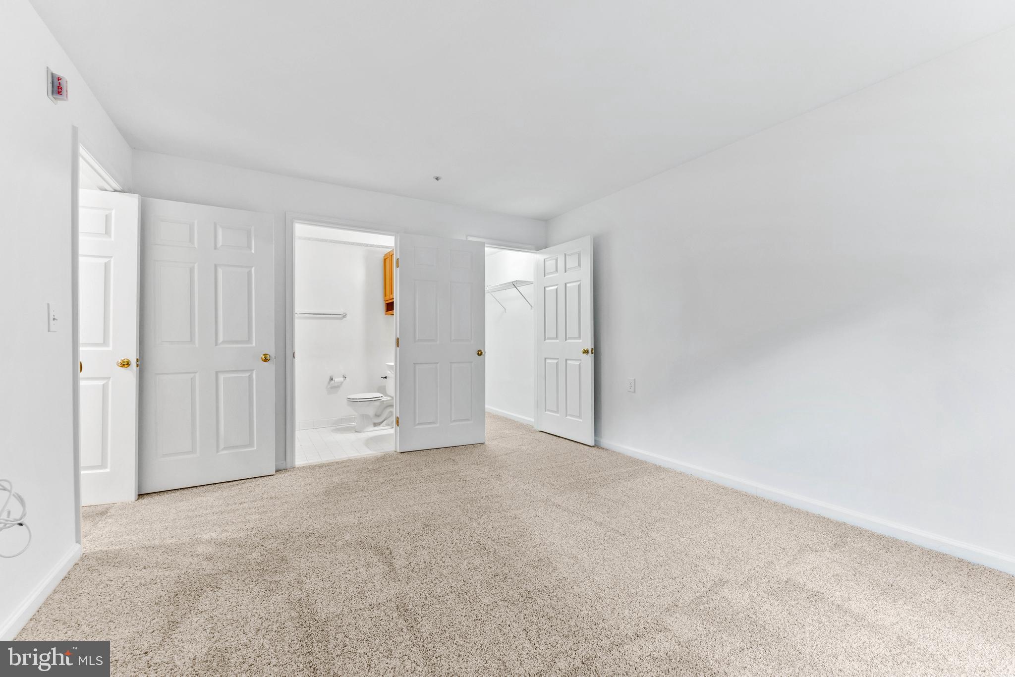 ORCHARD CLUB - Residential Lease