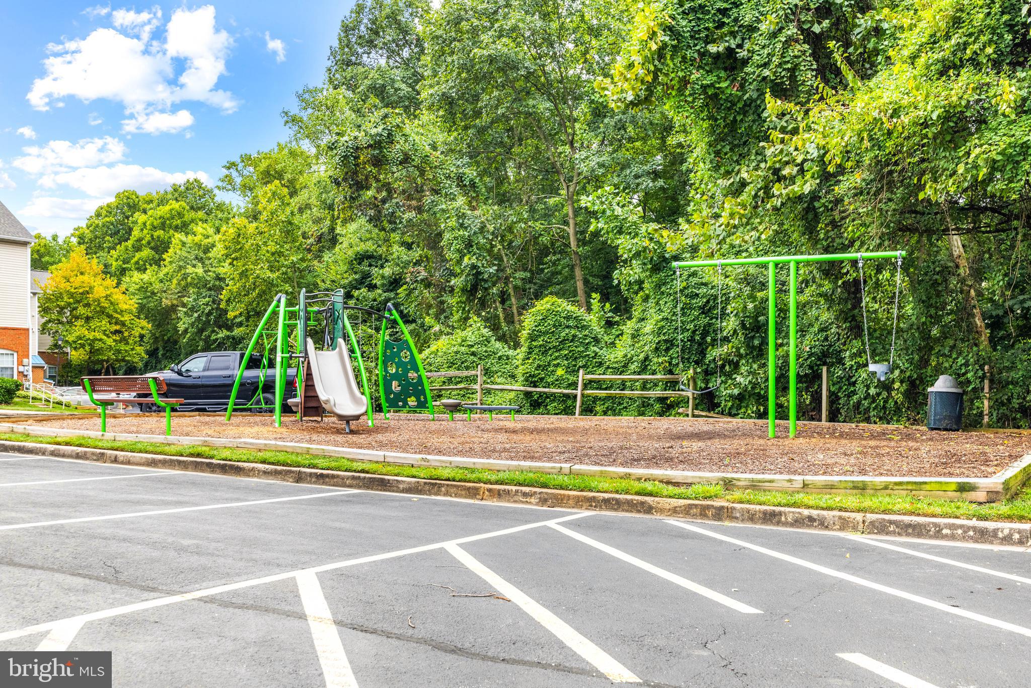 ORCHARD CLUB - Residential Lease