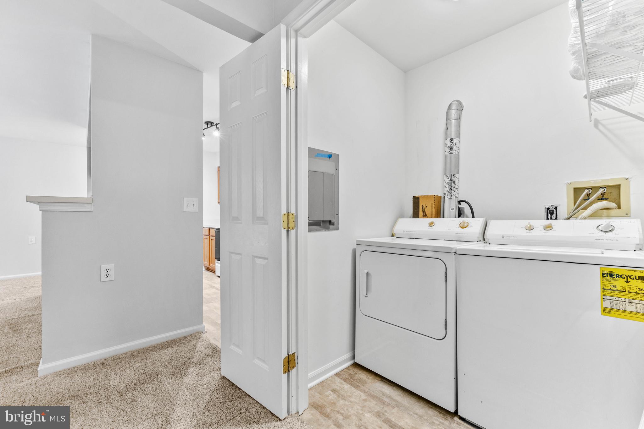 ORCHARD CLUB - Residential Lease