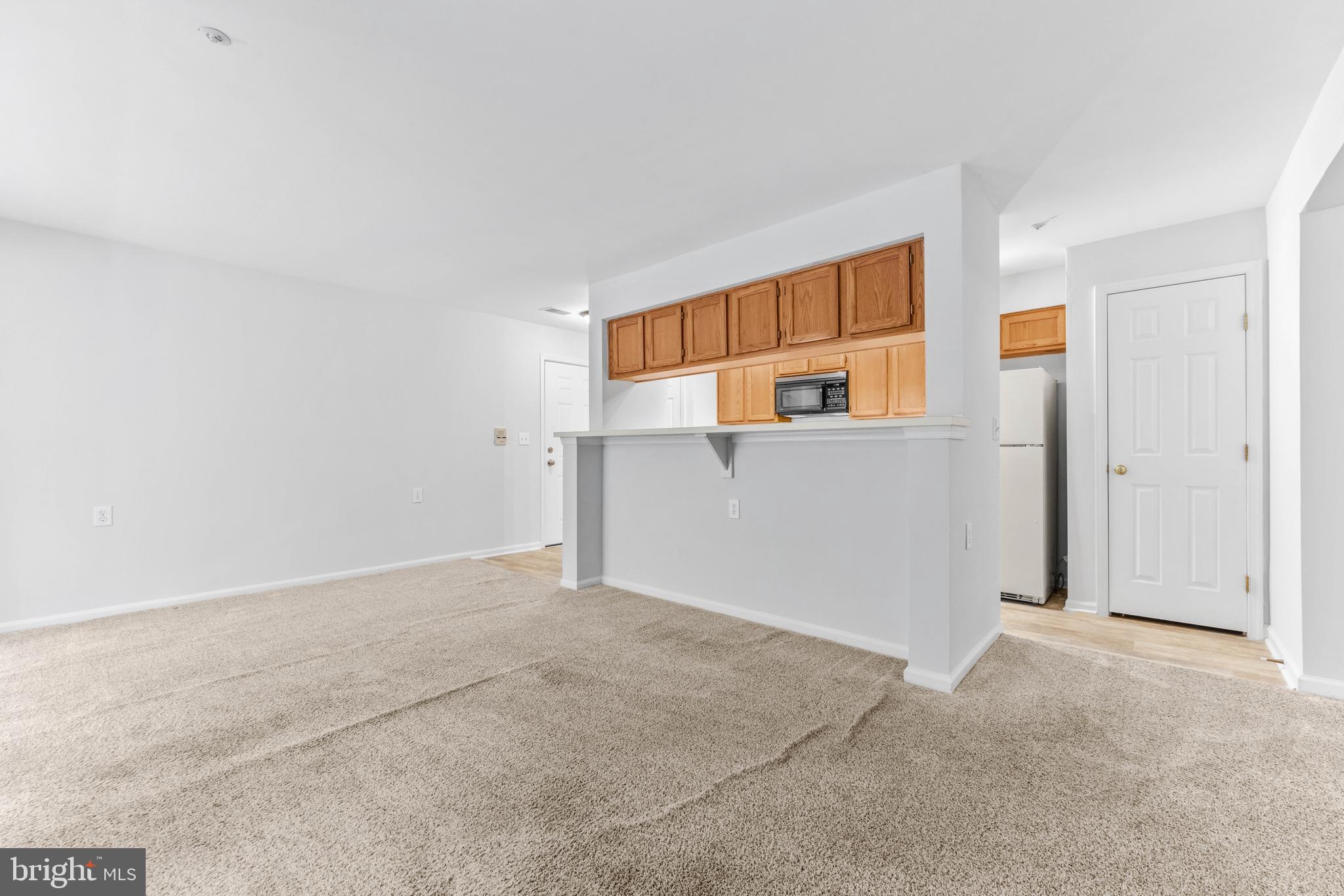 ORCHARD CLUB - Residential Lease