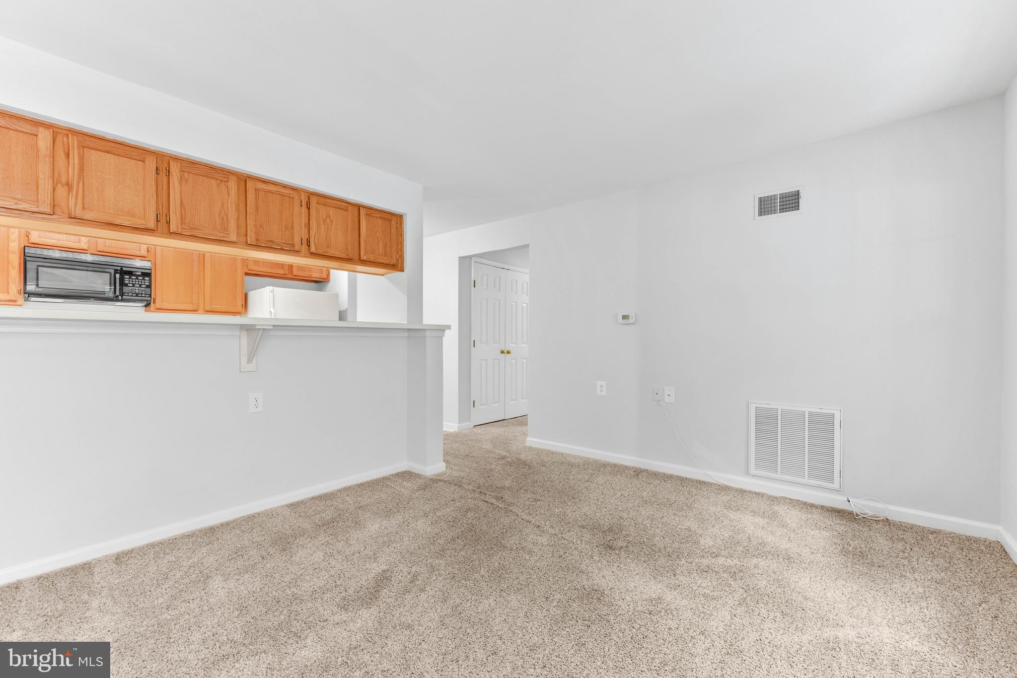 ORCHARD CLUB - Residential Lease