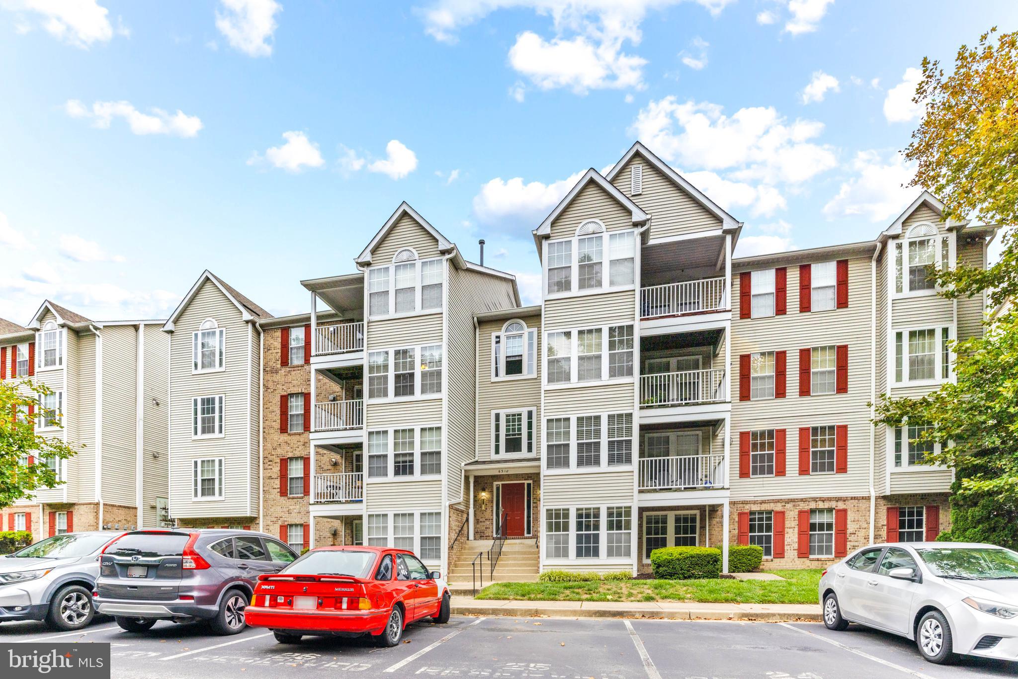 ORCHARD CLUB - Residential Lease