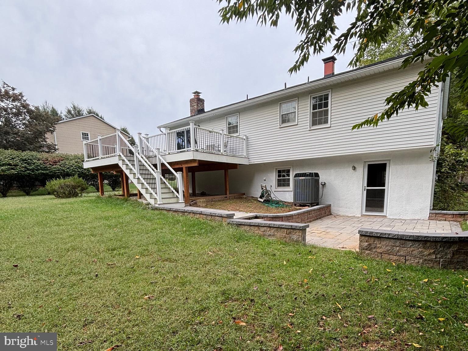 CHATEAU VALLEY - Residential Lease