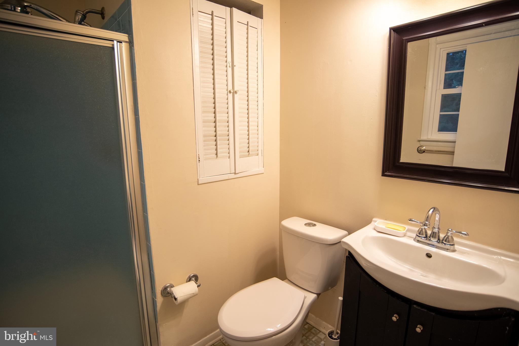 CHATEAU VALLEY - Residential Lease