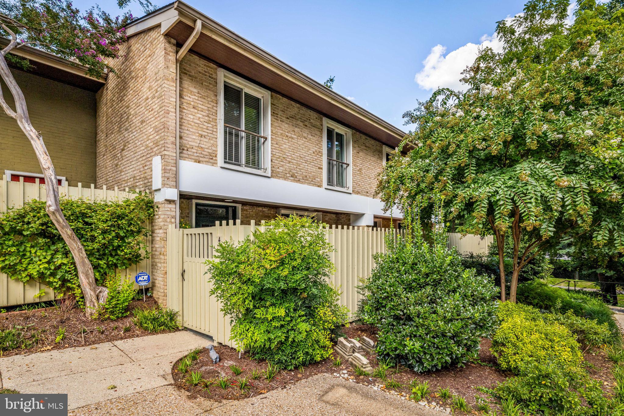 4 HAMLET HILL ROAD