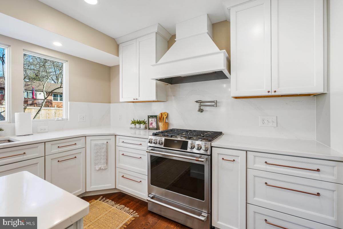 STRATFORD LANDING - Residential