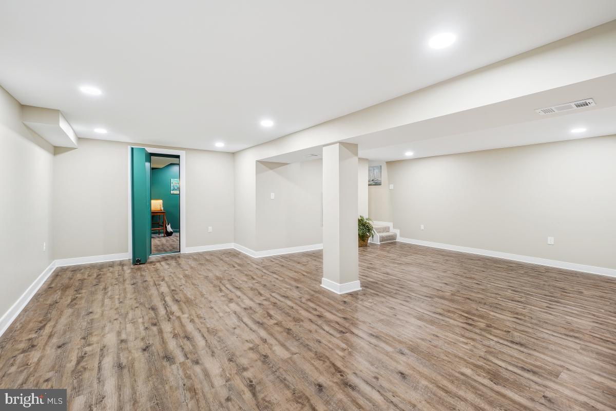 STRATFORD LANDING - Residential